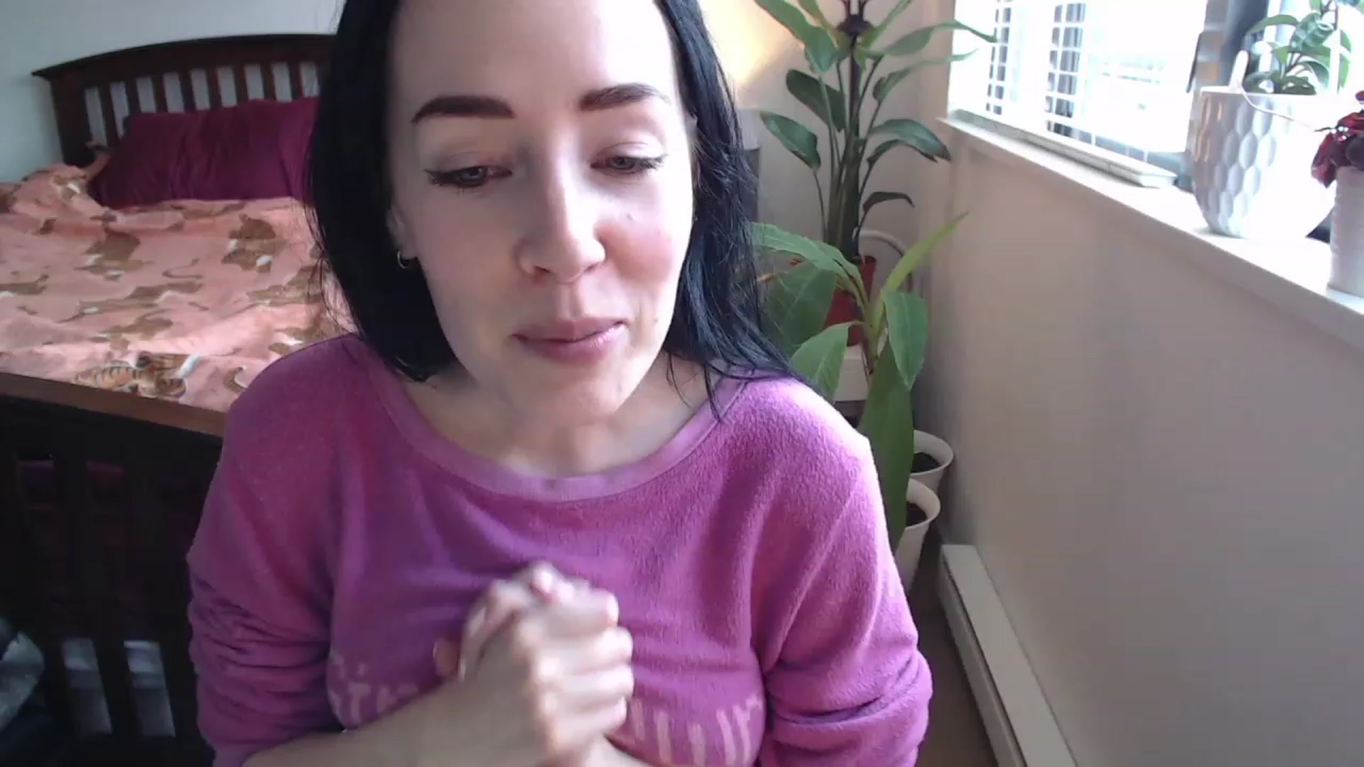 Gallery image thumbnail from AAAAAGHHHHHHH's myfreecams stream on, 04/17/2023, 02:45 image 8 of 20