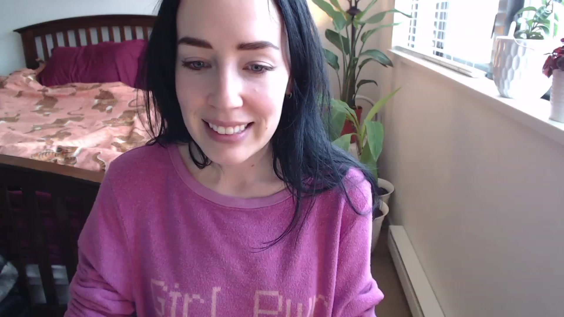 Gallery image thumbnail from AAAAAGHHHHHHH's myfreecams stream on, 04/17/2023, 02:45 image 5 of 20