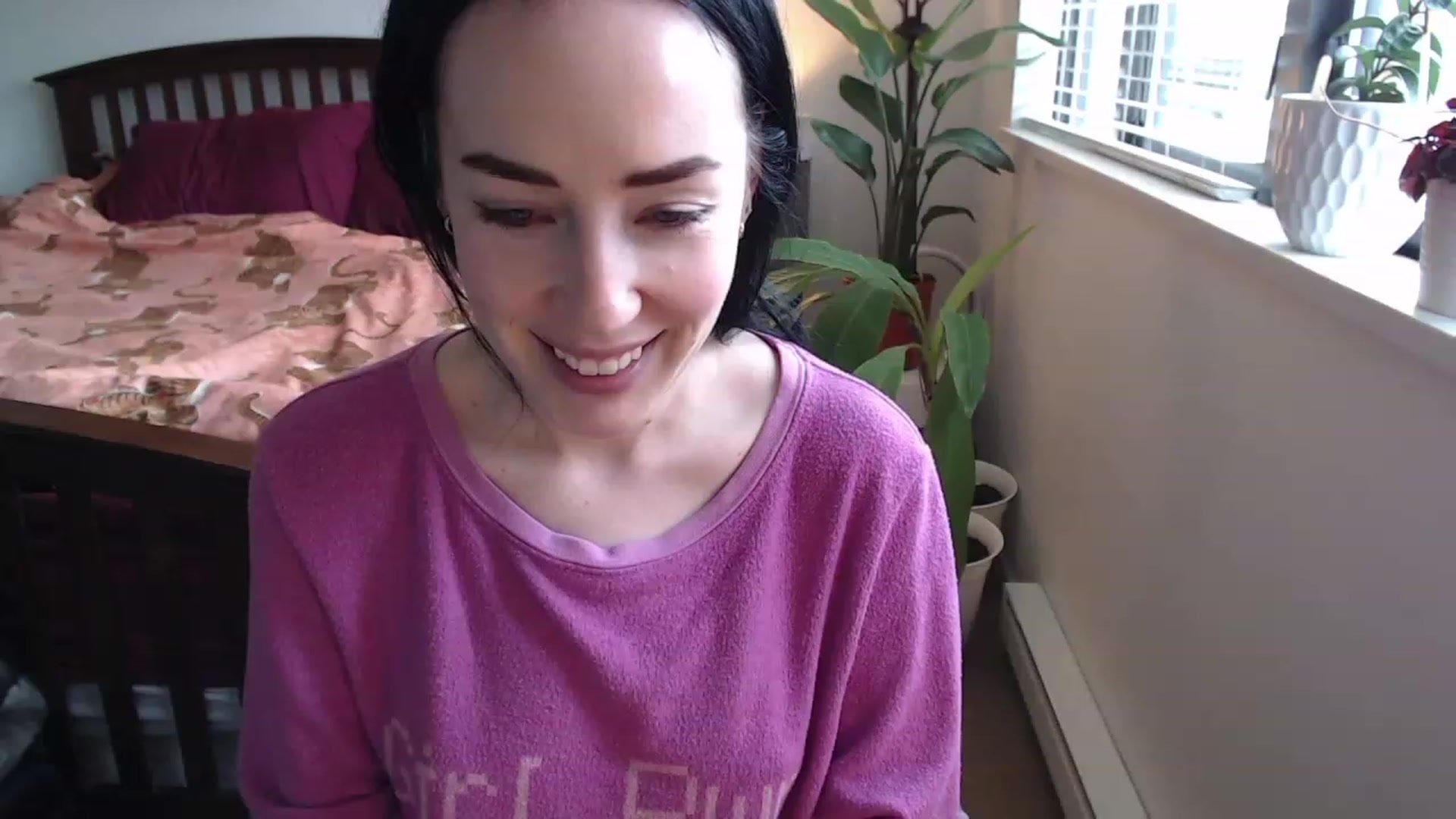Gallery image thumbnail from AAAAAGHHHHHHH's myfreecams stream on, 04/17/2023, 02:45 image 4 of 20