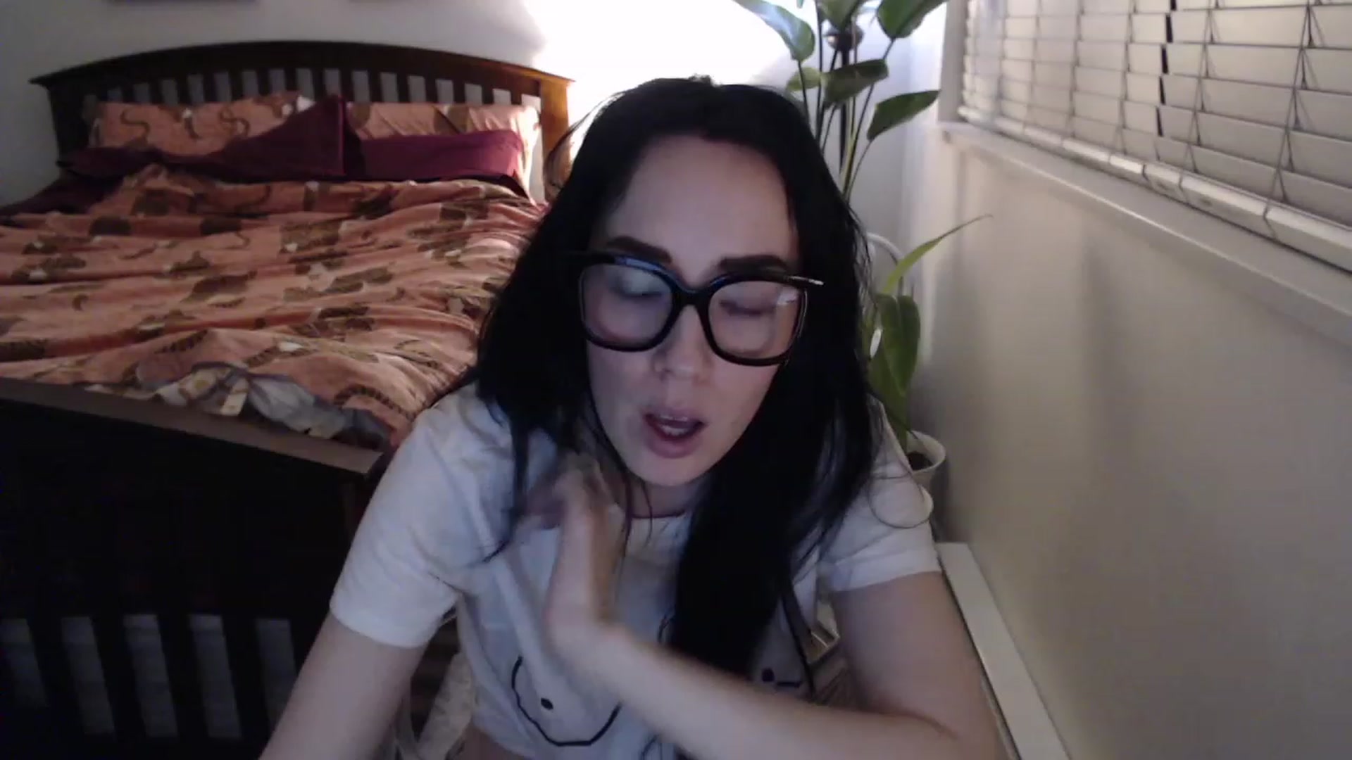 Gallery image thumbnail from AAAAAGHHHHHHH's myfreecams stream on, 04/19/2023, 04:09 image 19 of 20