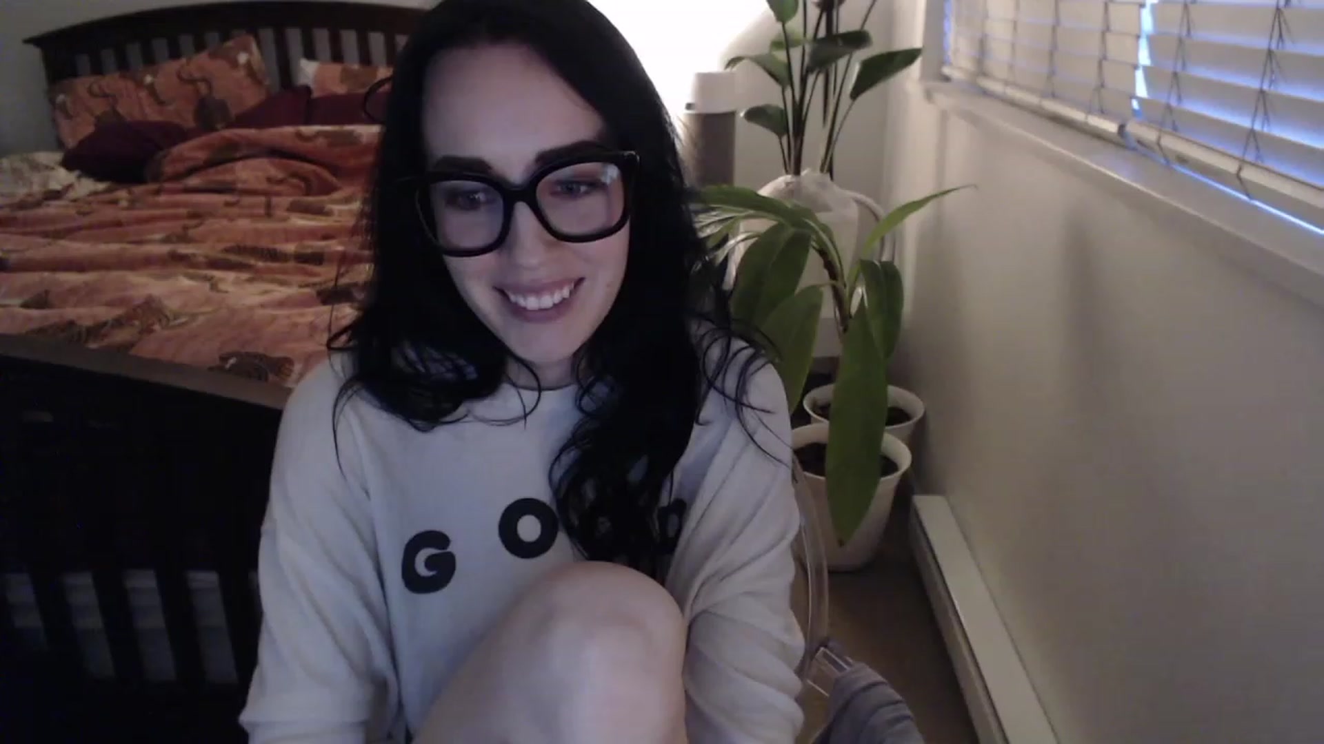 Gallery image thumbnail from AAAAAGHHHHHHH's myfreecams stream on, 04/22/2023, 03:05 image 19 of 20