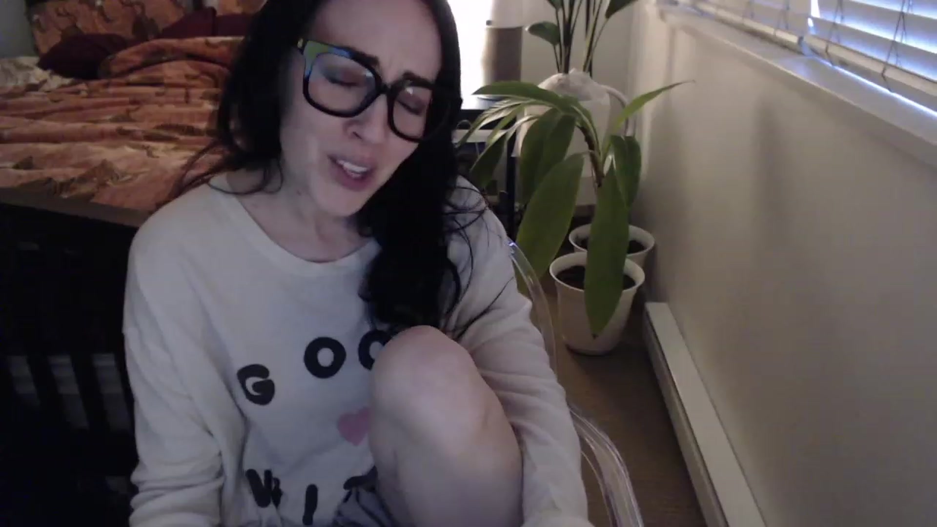 Gallery image thumbnail from AAAAAGHHHHHHH's myfreecams stream on, 04/22/2023, 03:05 image 14 of 20