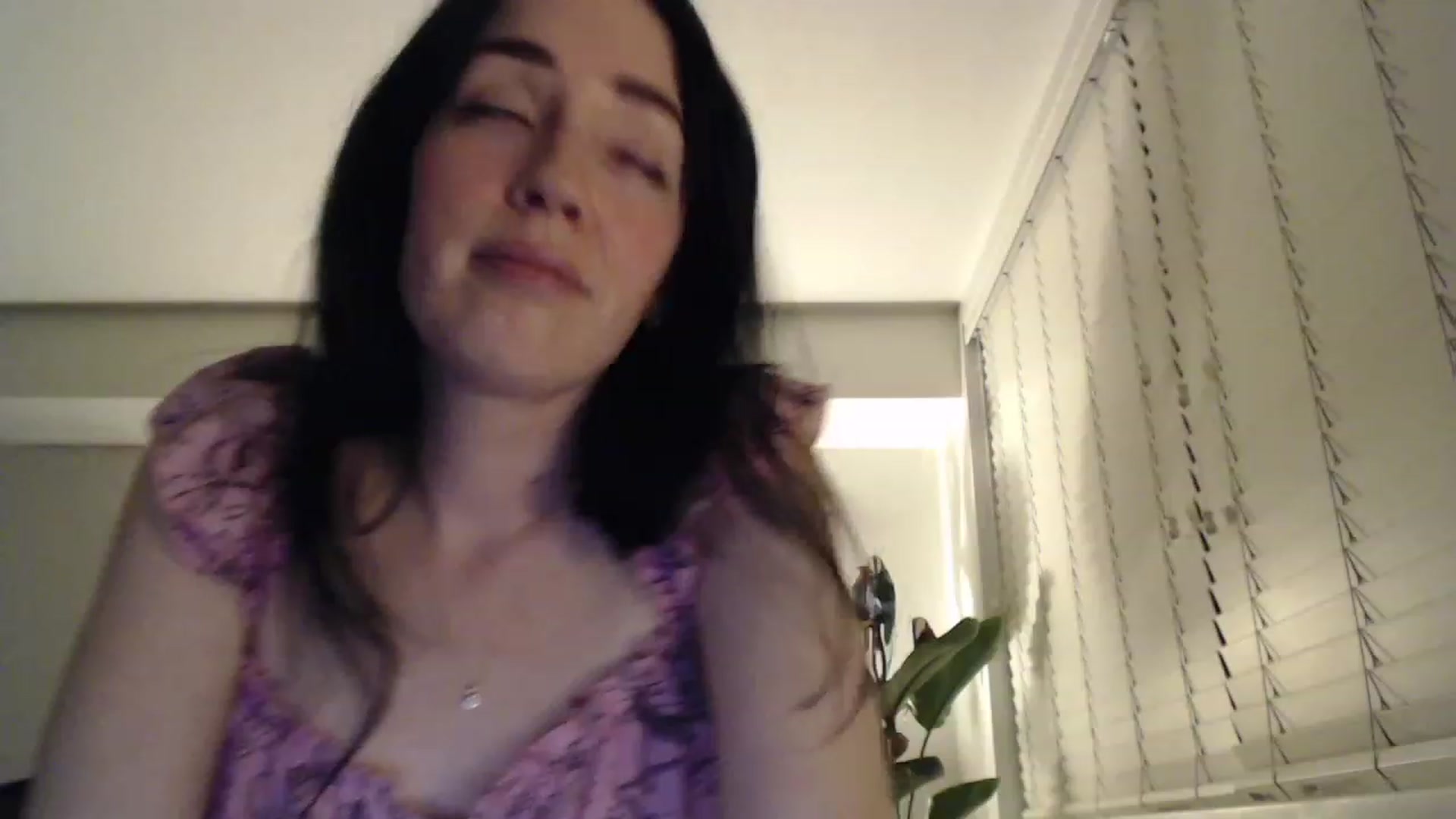 Gallery image thumbnail from AAAAAGHHHHHHH's myfreecams stream on, 04/26/2023, 05:14 image 15 of 20