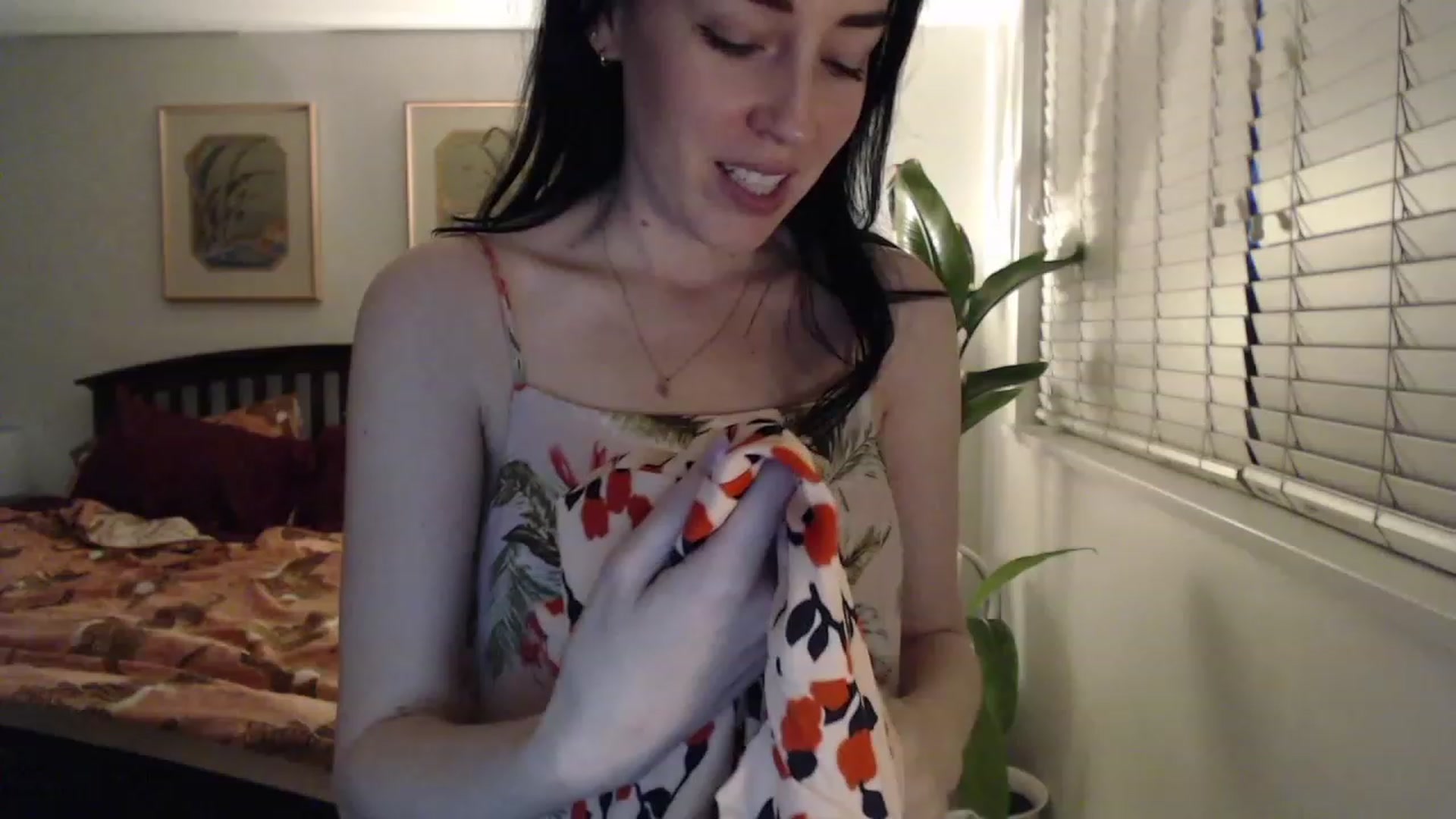 Gallery image thumbnail from AAAAAGHHHHHHH's myfreecams stream on, 05/01/2023, 04:27 image 4 of 20