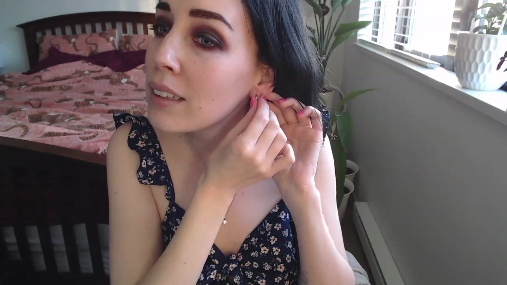 Gallery image thumbnail from AAAAAGHHHHHHH's myfreecams stream on, 05/04/2023, 03:55 image 12 of 20