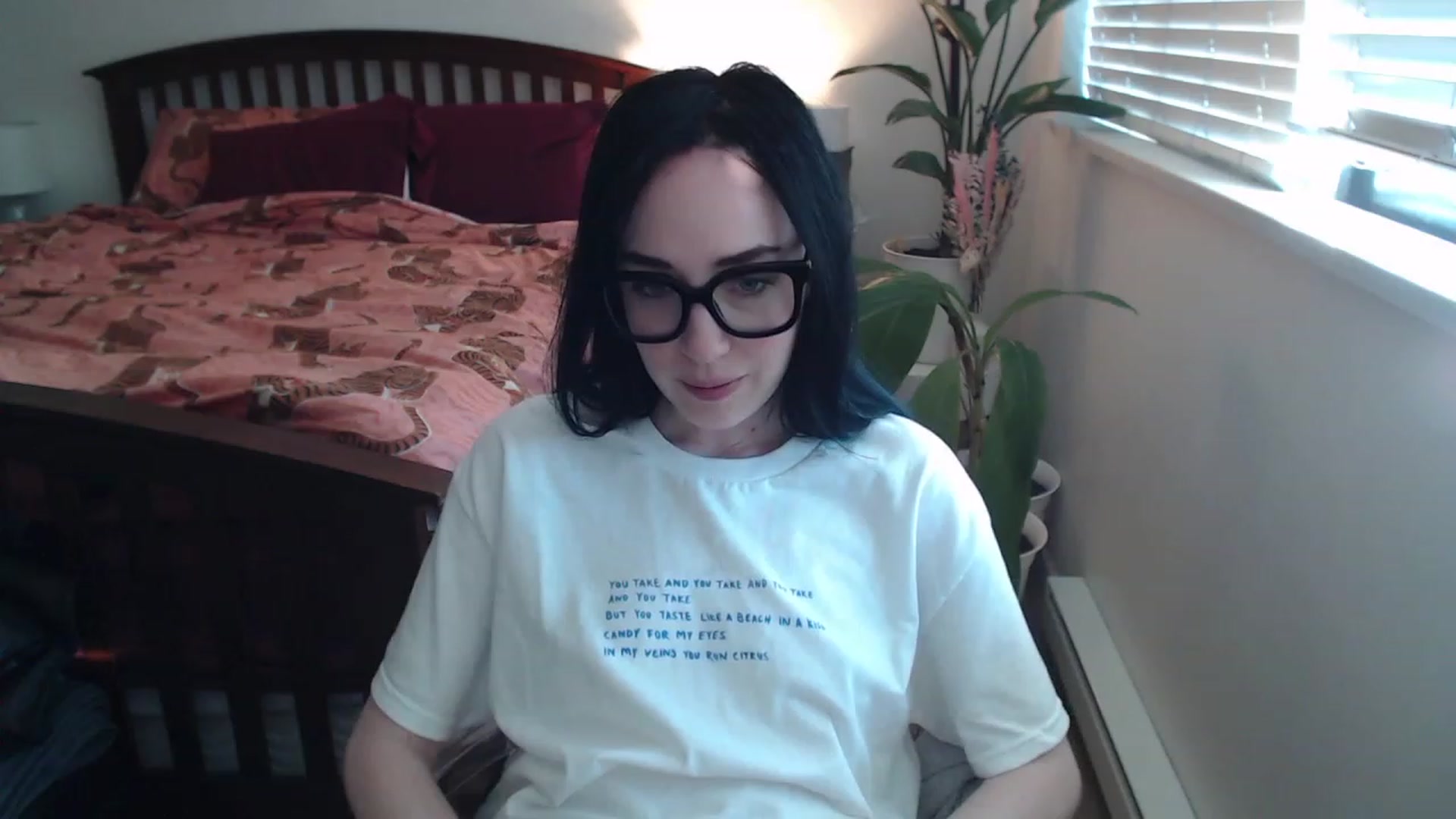Gallery image thumbnail from AAAAAGHHHHHHH's myfreecams stream on, 05/19/2023, 02:49 image 3 of 20