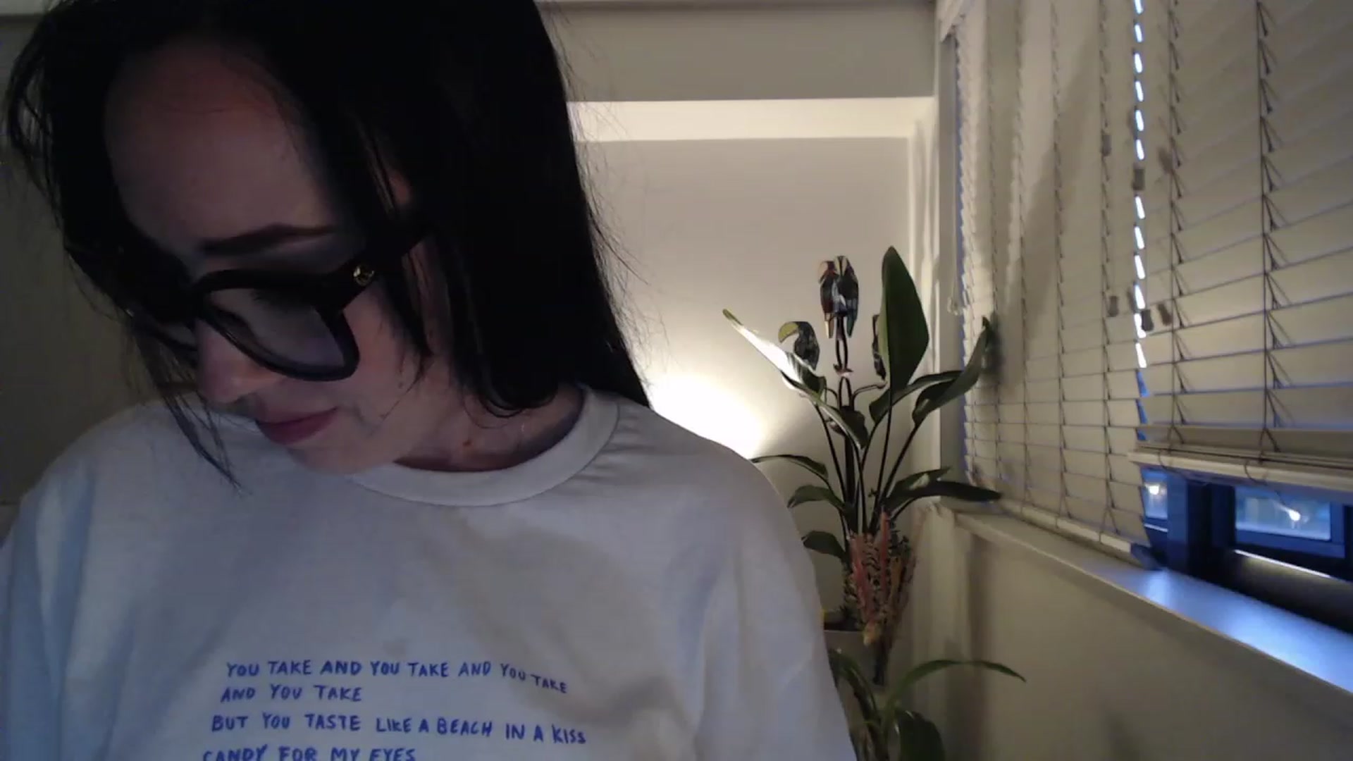 Gallery image thumbnail from AAAAAGHHHHHHH's myfreecams stream on, 05/19/2023, 04:31 image 14 of 20