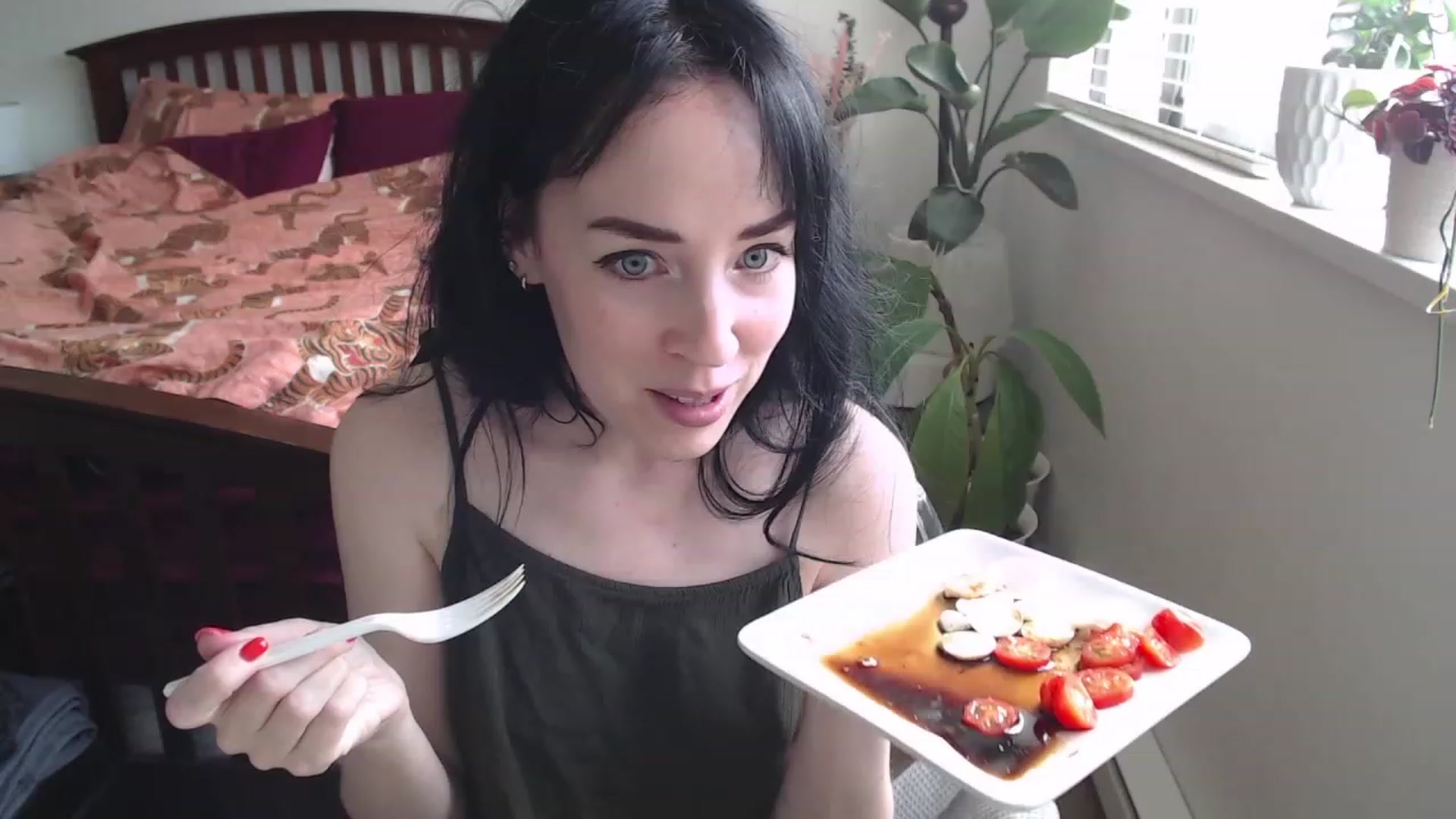Gallery image thumbnail from AAAAAGHHHHHHH's myfreecams stream on, 06/19/2023, 02:30 image 13 of 20