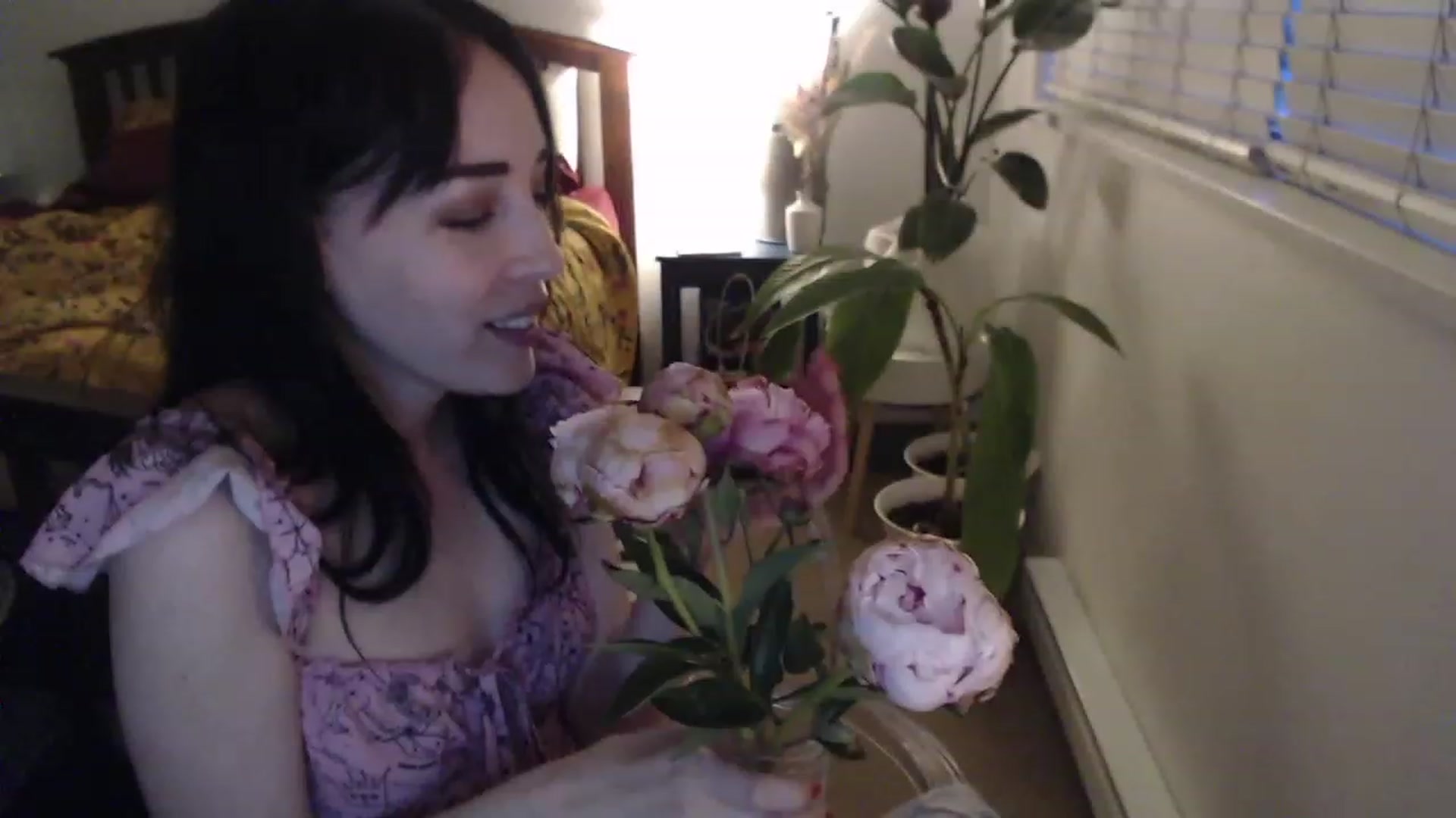 Gallery image thumbnail from AAAAAGHHHHHHH's myfreecams stream on, 06/29/2023, 04:59 image 16 of 20