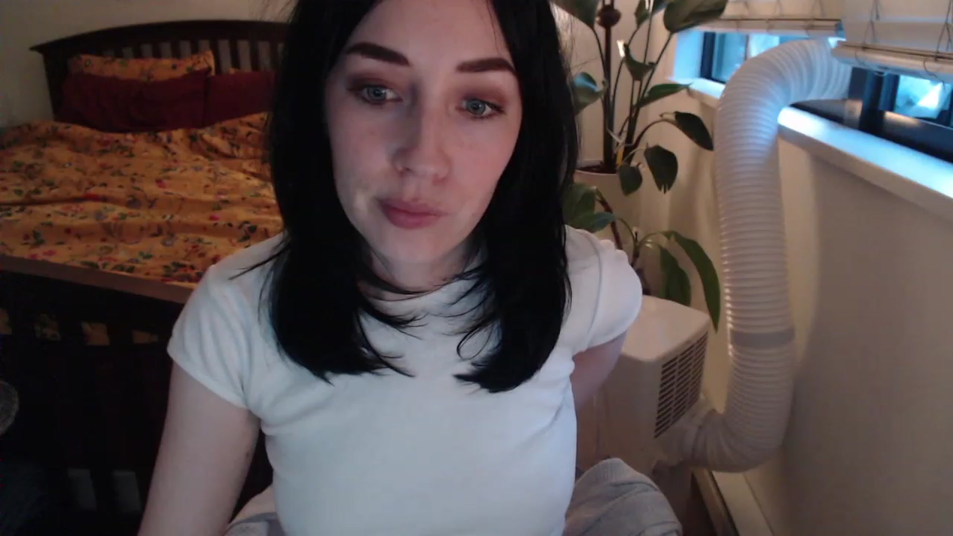 Gallery image thumbnail from AAAAAGHHHHHHH's myfreecams stream on, 07/07/2023, 05:03 image 9 of 20