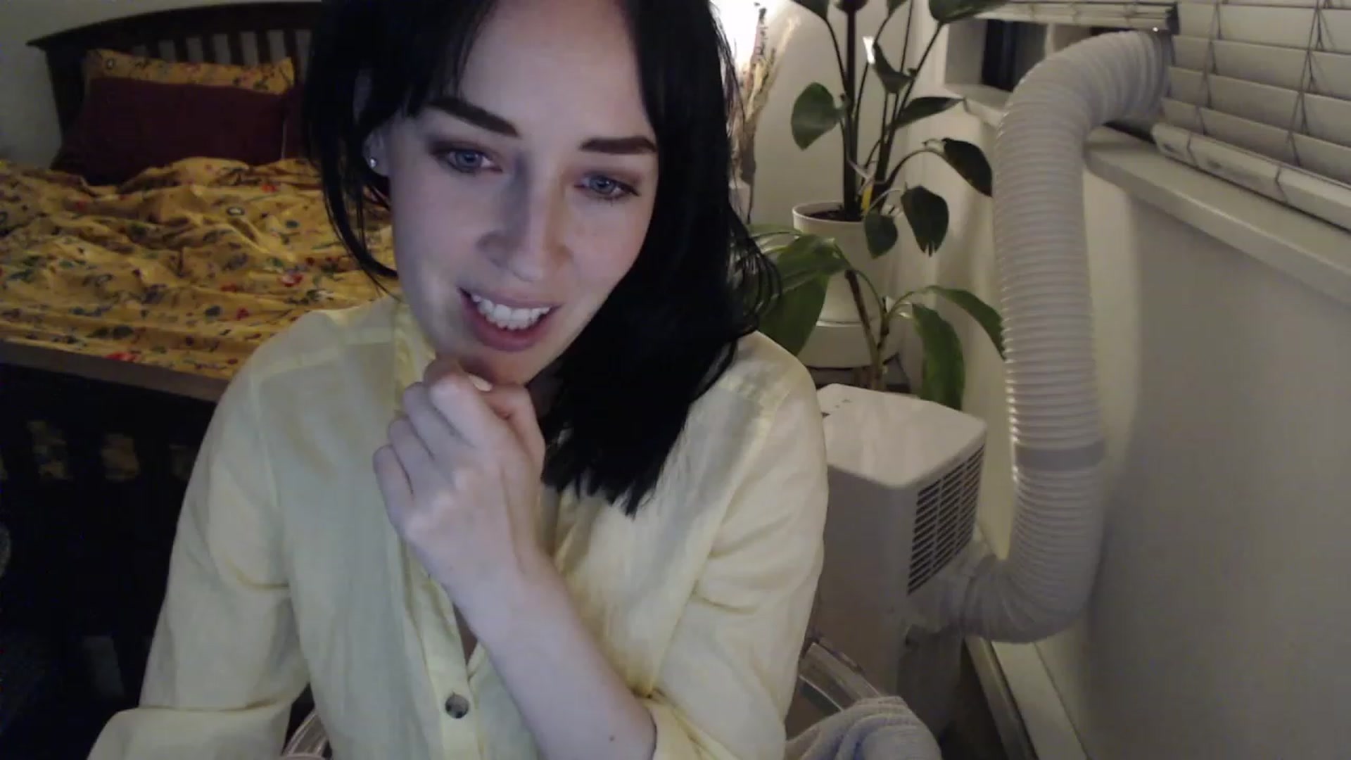 Gallery image thumbnail from AAAAAGHHHHHHH's myfreecams stream on, 07/11/2023, 06:39 image 17 of 20