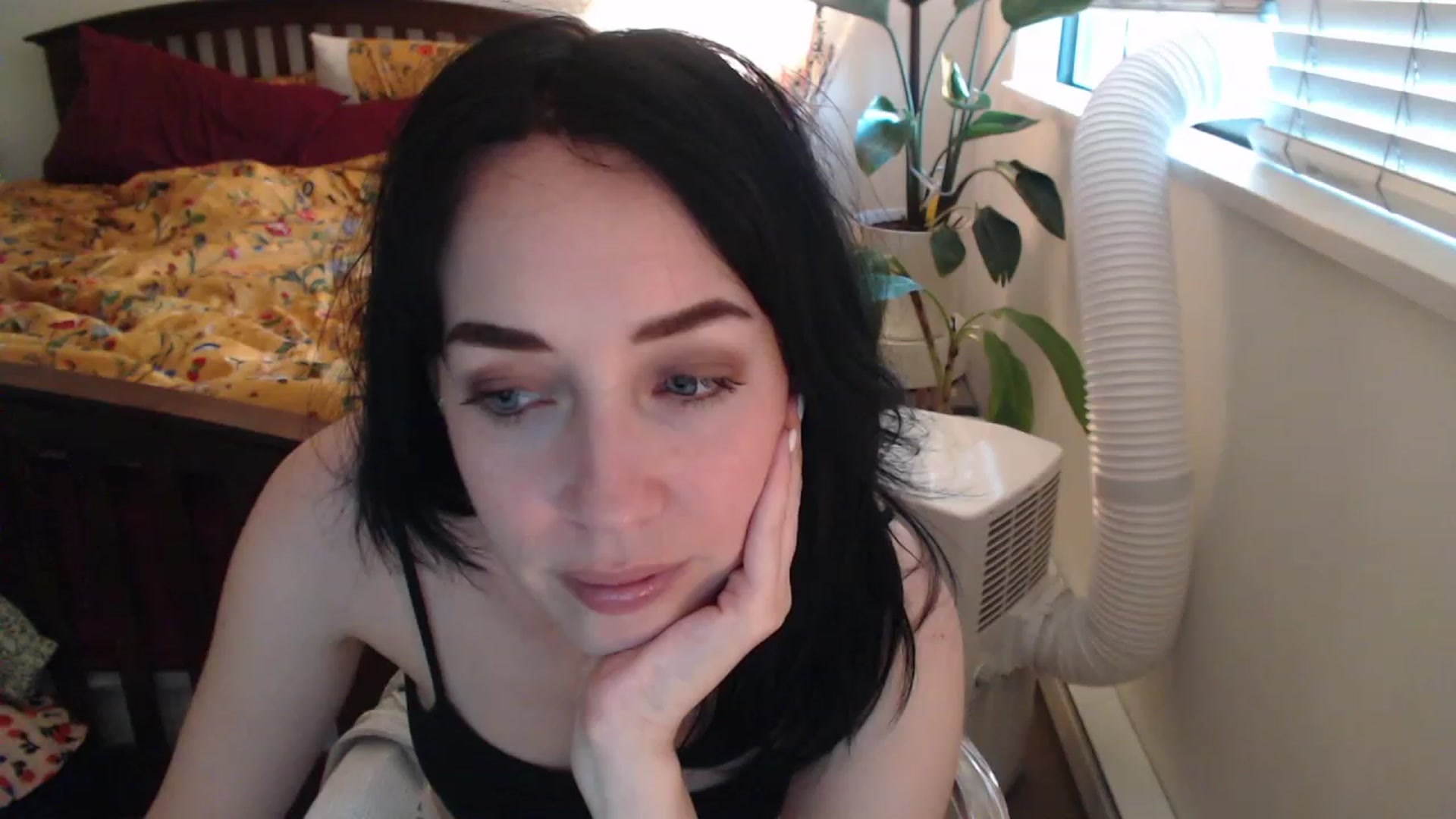 Gallery image thumbnail from AAAAAGHHHHHHH's myfreecams stream on, 07/18/2023, 05:08 image 14 of 20