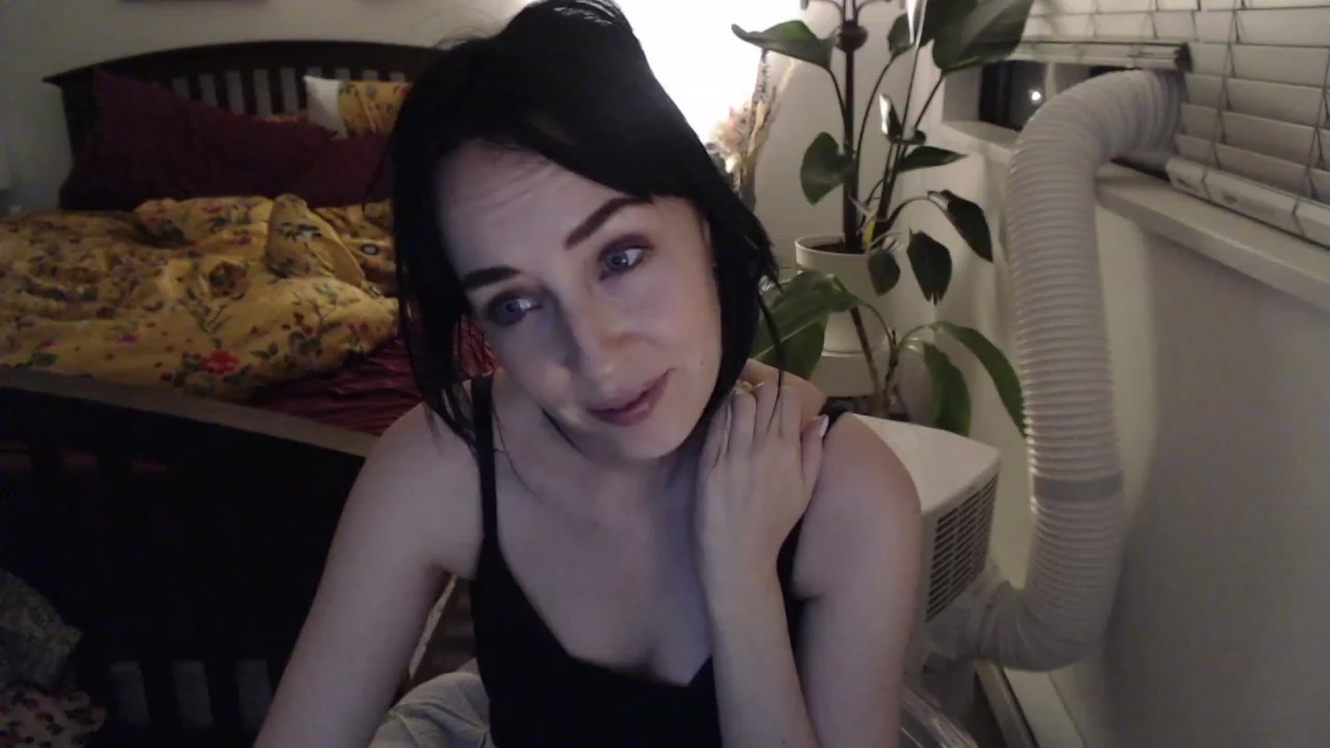 Gallery image thumbnail from AAAAAGHHHHHHH's myfreecams stream on, 07/18/2023, 05:48 image 11 of 20