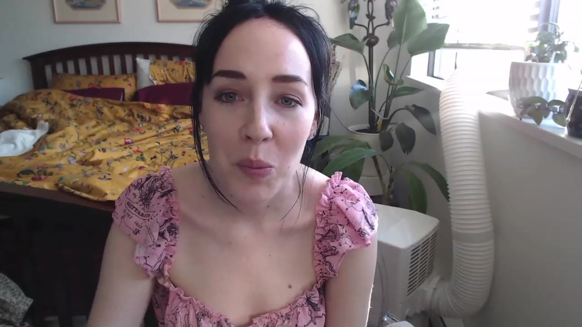Gallery image thumbnail from AAAAAGHHHHHHH's myfreecams stream on, 07/19/2023, 03:23 image 15 of 20