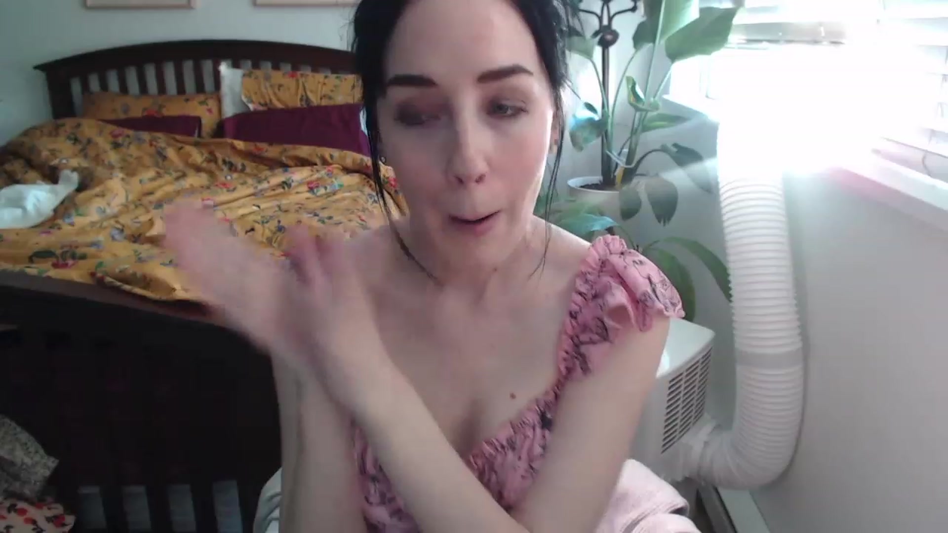 Gallery image thumbnail from AAAAAGHHHHHHH's myfreecams stream on, 07/19/2023, 03:23 image 17 of 20