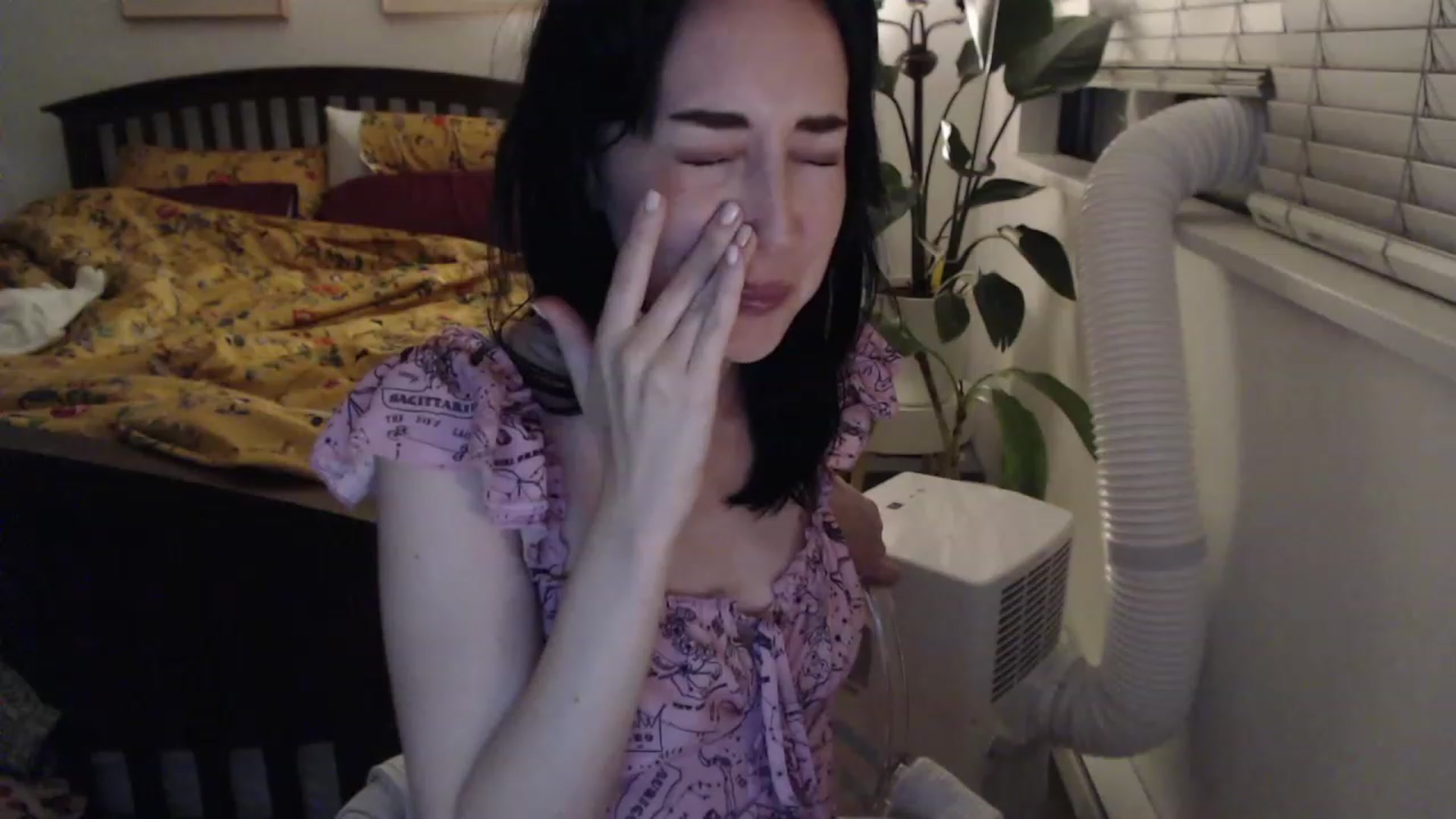 Gallery image thumbnail from AAAAAGHHHHHHH's myfreecams stream on, 07/19/2023, 05:45 image 10 of 20