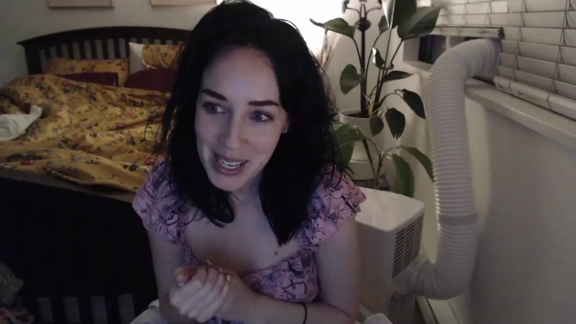 Gallery image thumbnail from AAAAAGHHHHHHH's myfreecams stream on, 07/19/2023, 05:45 image 2 of 20