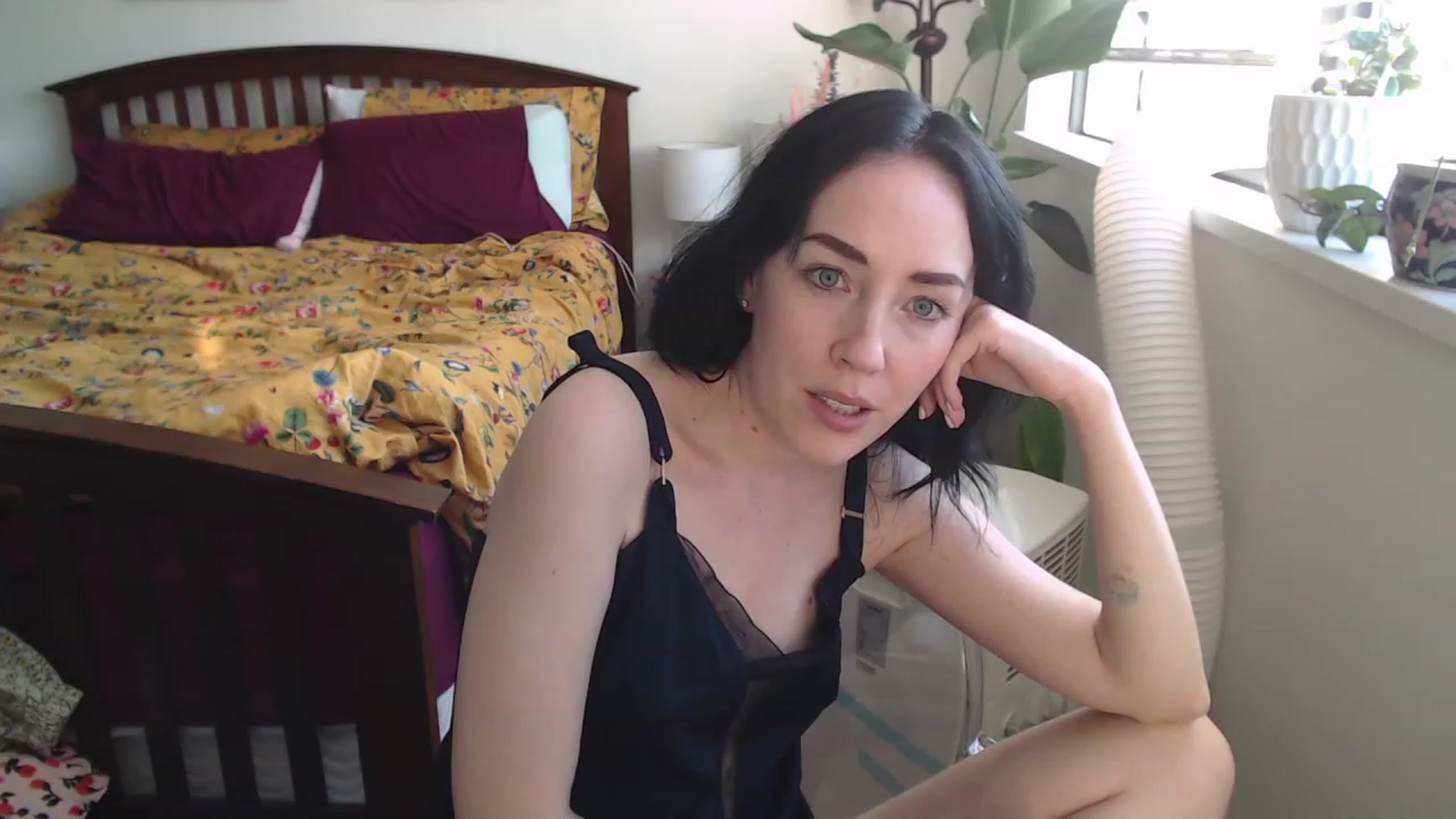 Gallery image thumbnail from AAAAAGHHHHHHH's myfreecams stream on, 07/20/2023, 02:35 image 18 of 20