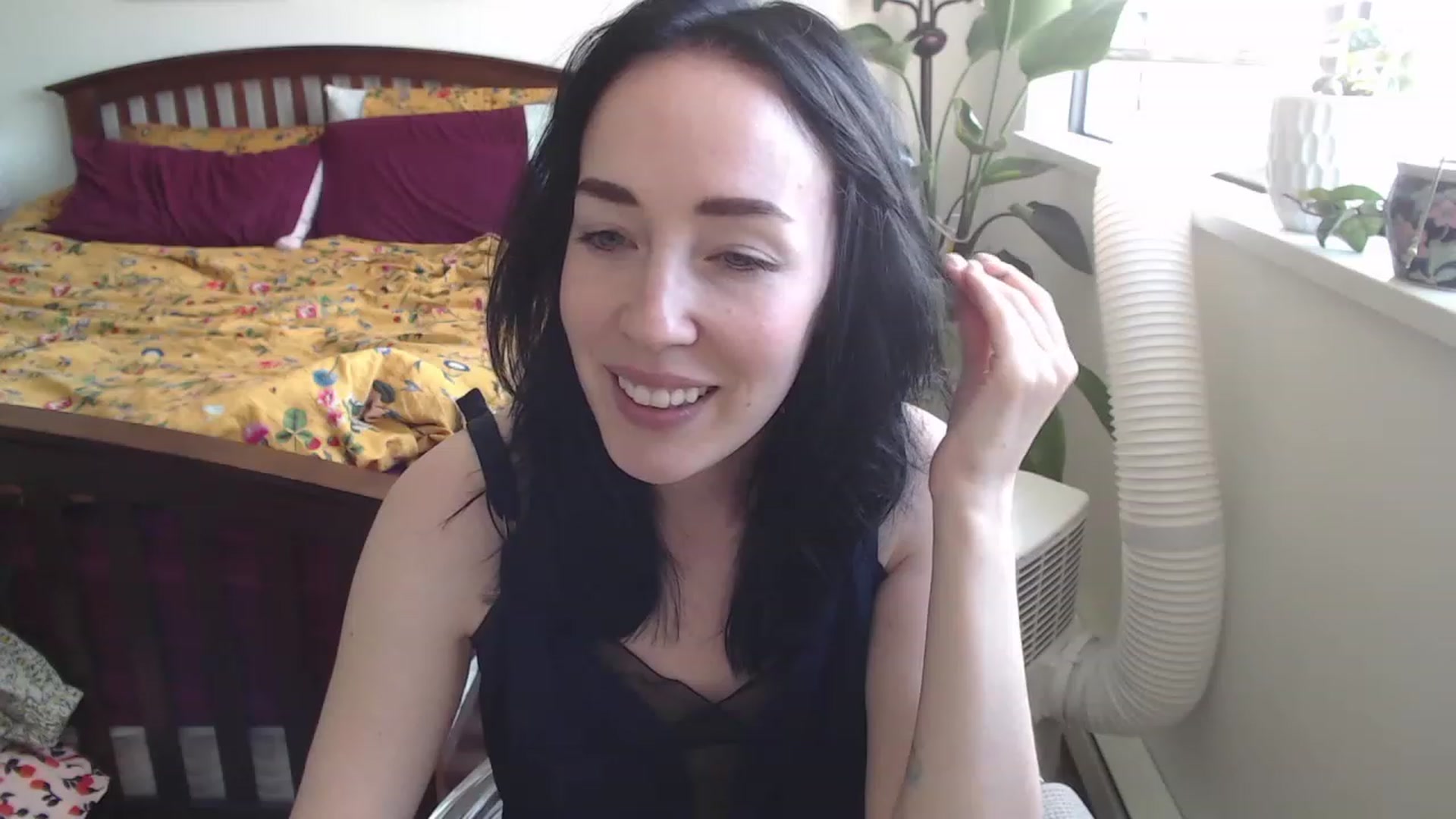 Gallery image thumbnail from AAAAAGHHHHHHH's myfreecams stream on, 07/20/2023, 02:35 image 13 of 20