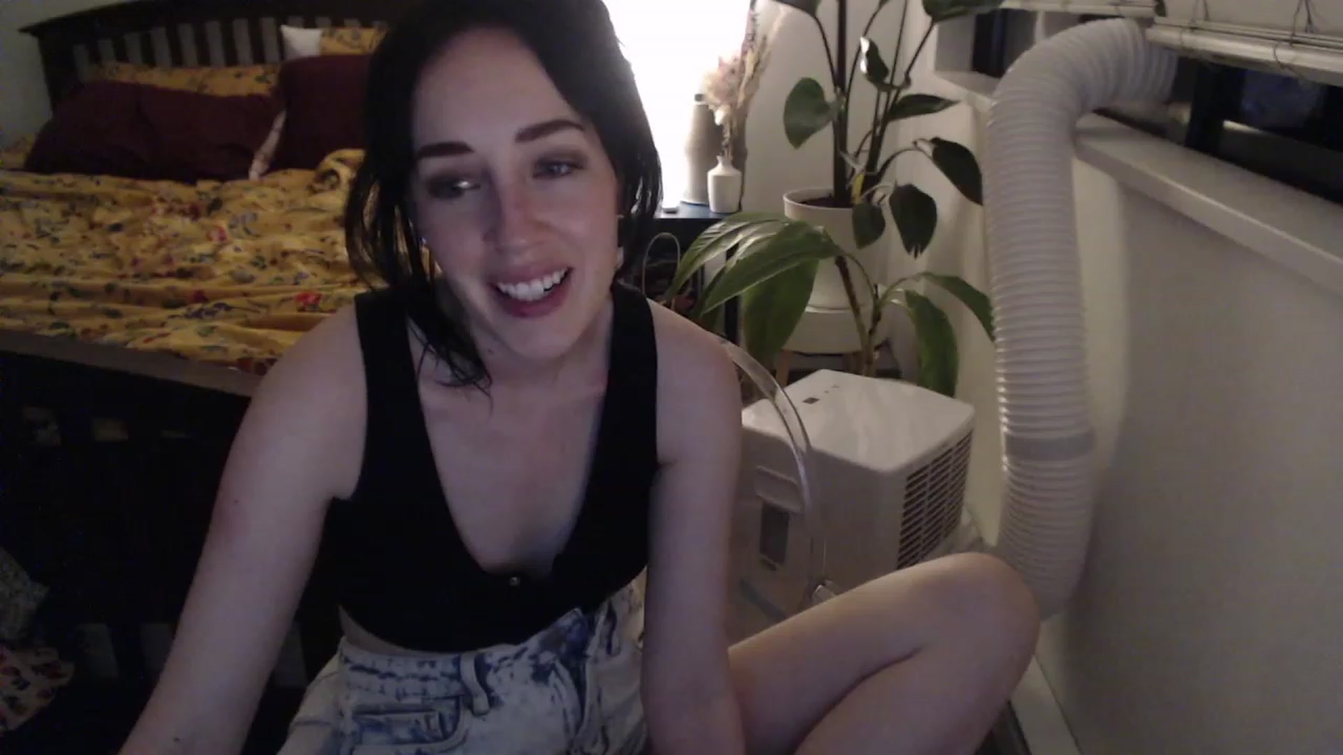 Gallery image thumbnail from AAAAAGHHHHHHH's myfreecams stream on, 07/21/2023, 05:35 image 7 of 20
