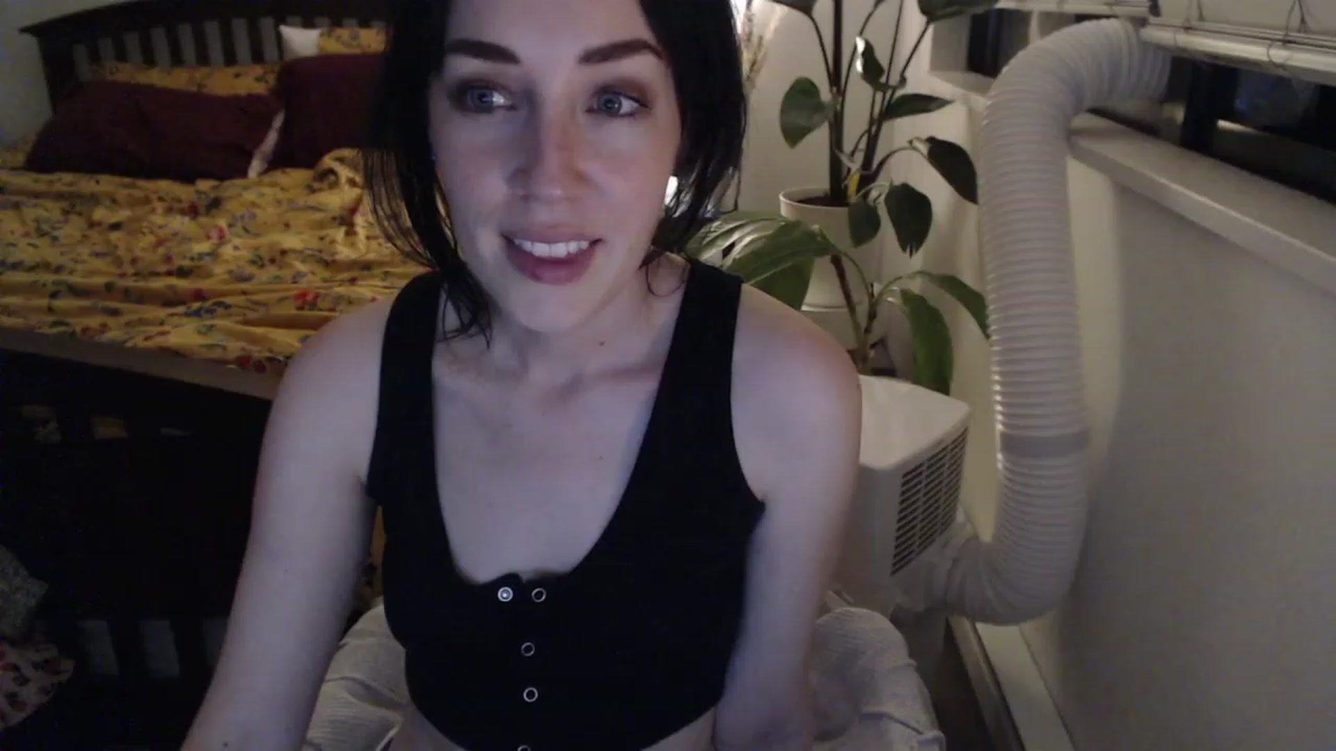 Gallery image thumbnail from AAAAAGHHHHHHH's myfreecams stream on, 07/21/2023, 05:35 image 12 of 20