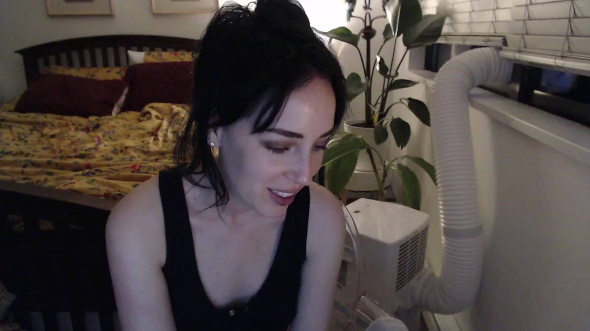 Gallery image thumbnail from AAAAAGHHHHHHH's myfreecams stream on, 07/21/2023, 05:35 image 3 of 20
