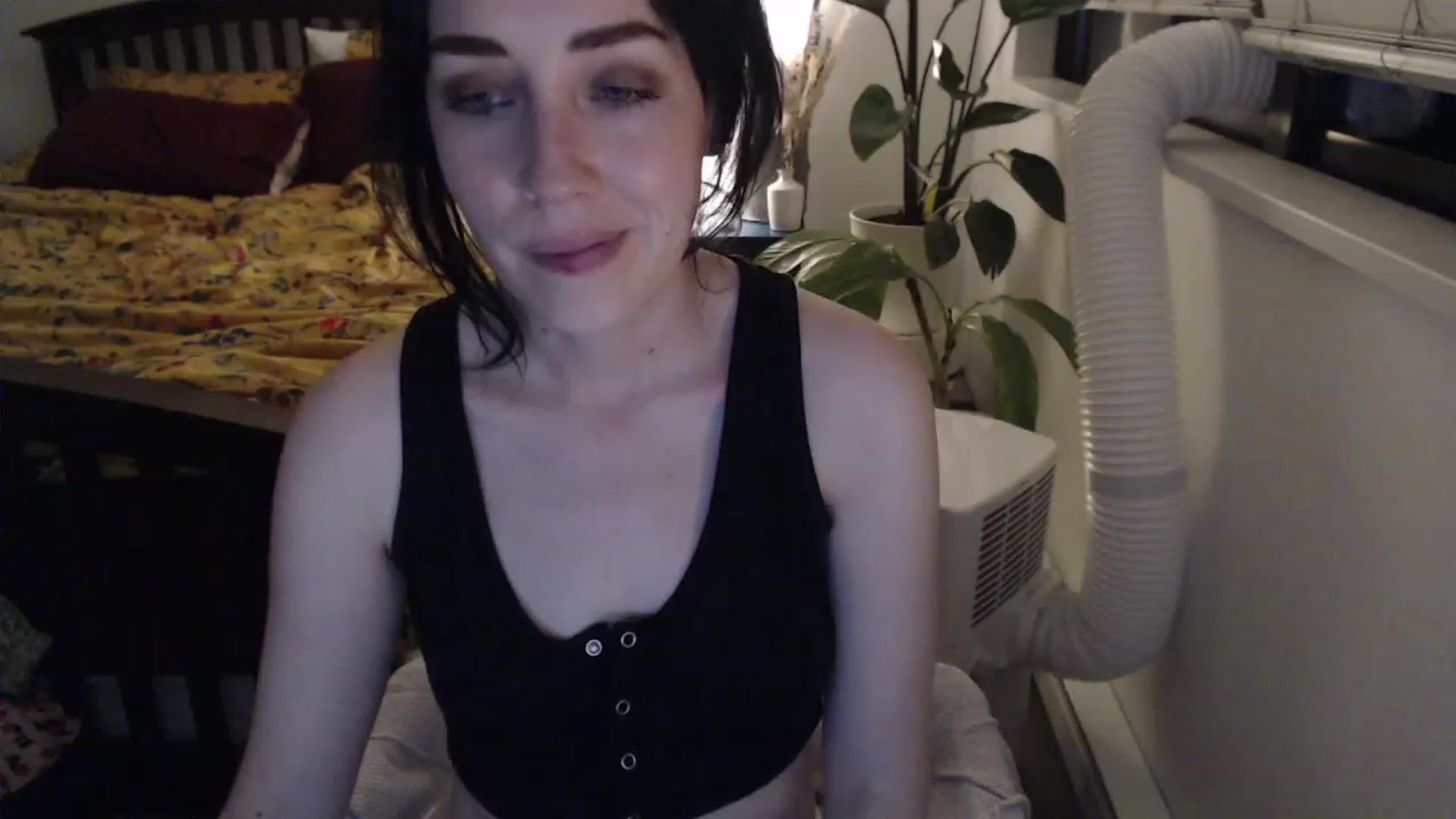 Gallery image thumbnail from AAAAAGHHHHHHH's myfreecams stream on, 07/21/2023, 05:35 image 10 of 20
