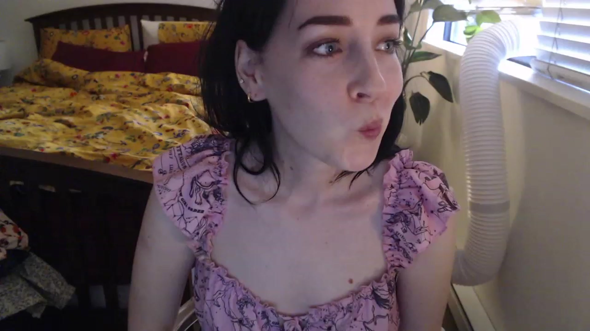Gallery image thumbnail from AAAAAGHHHHHHH's myfreecams stream on, 07/29/2023, 03:54 image 15 of 20