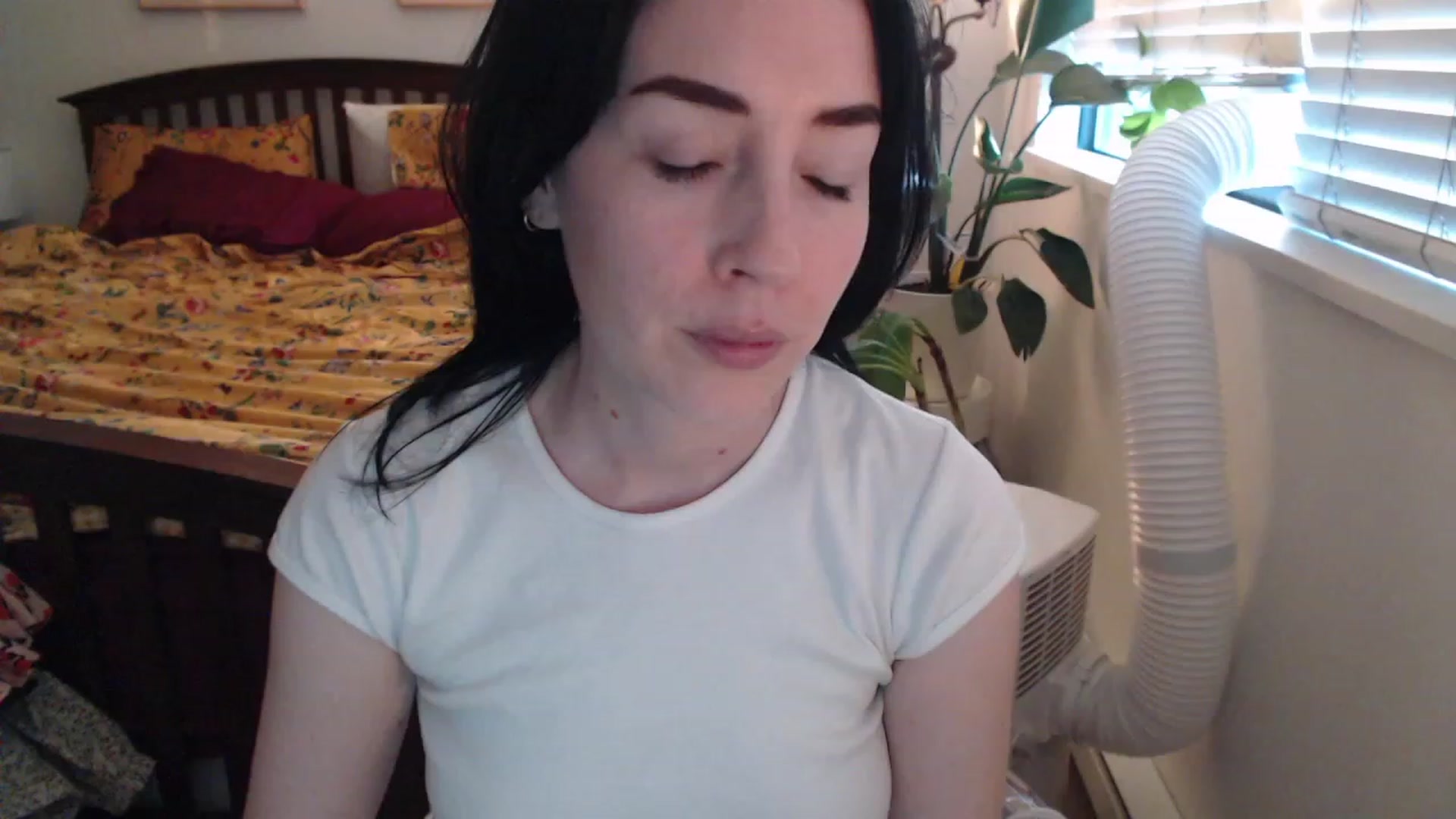 Gallery image thumbnail from AAAAAGHHHHHHH's myfreecams stream on, 08/01/2023, 03:55 image 9 of 20