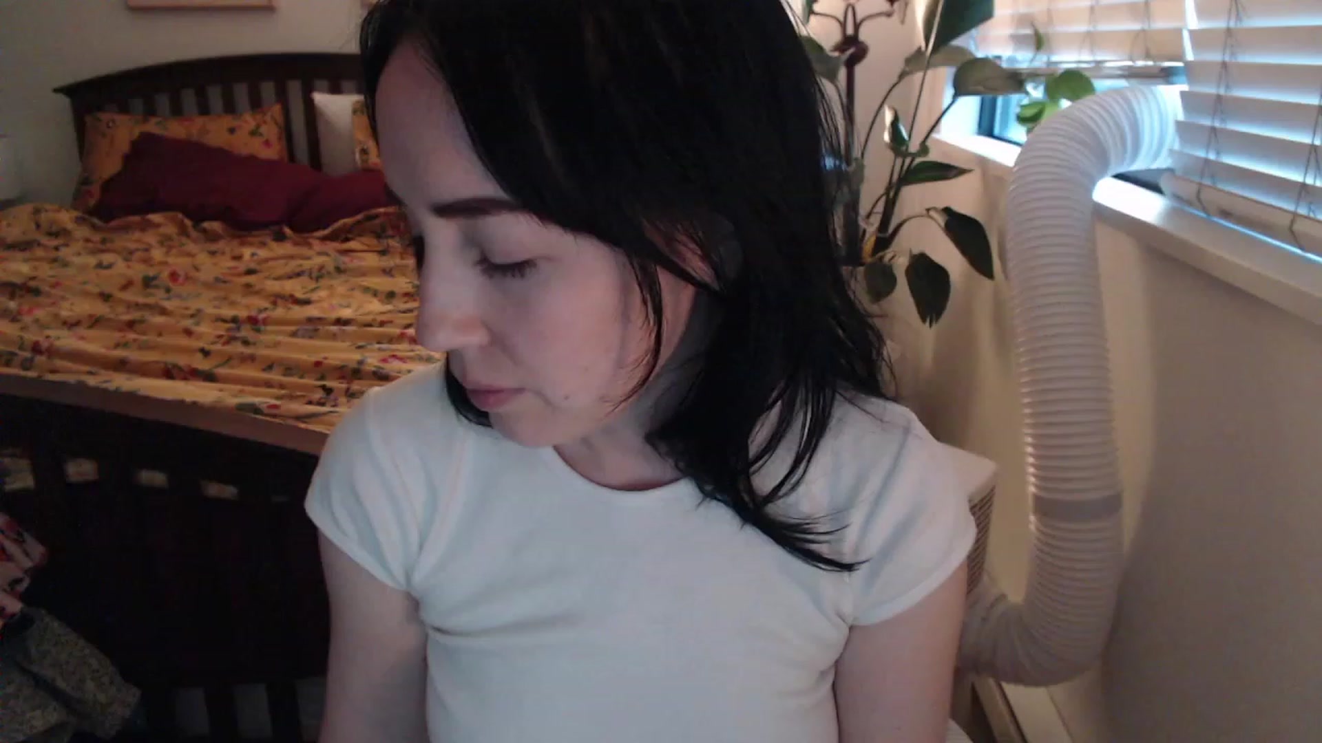 Gallery image thumbnail from AAAAAGHHHHHHH's myfreecams stream on, 08/01/2023, 03:55 image 19 of 20