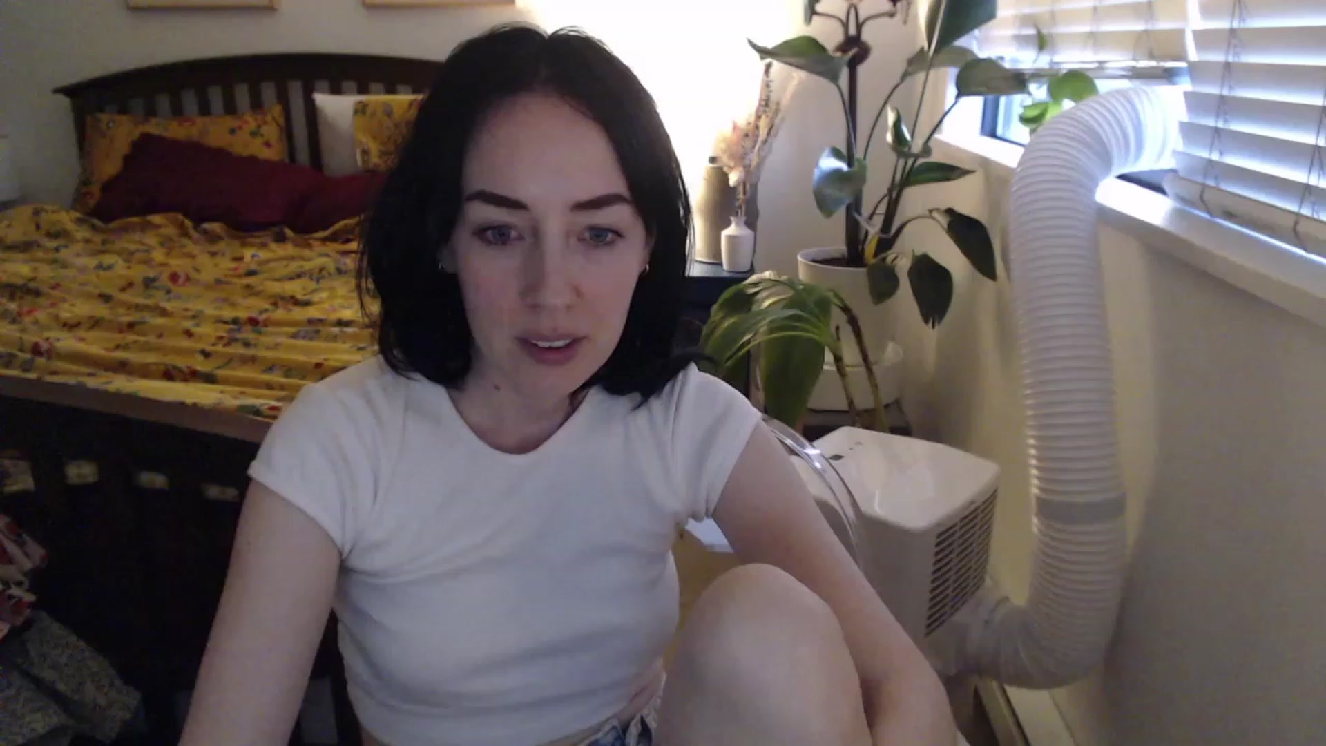 Gallery image thumbnail from AAAAAGHHHHHHH's myfreecams stream on, 08/01/2023, 03:55 image 15 of 20
