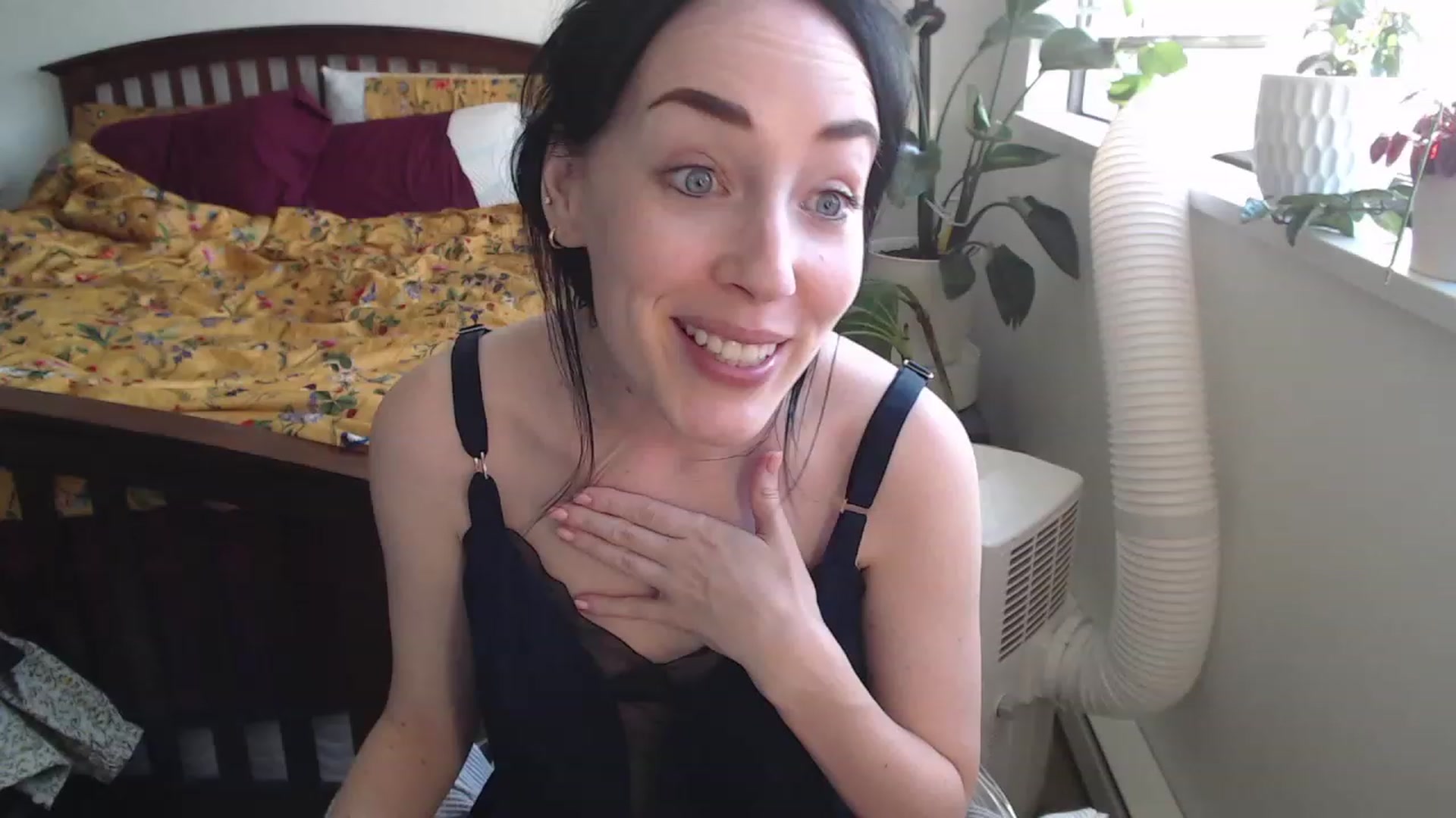 Gallery image thumbnail from AAAAAGHHHHHHH's myfreecams stream on, 08/03/2023, 03:49 image 8 of 20