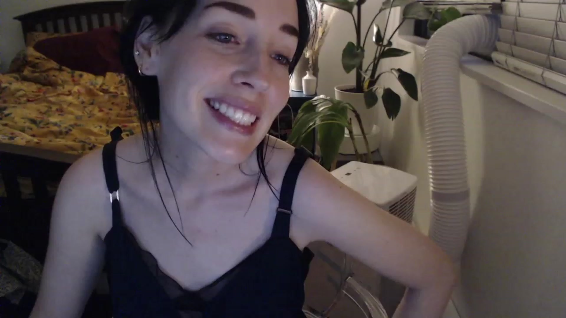Gallery image thumbnail from AAAAAGHHHHHHH's myfreecams stream on, 08/03/2023, 05:00 image 2 of 20