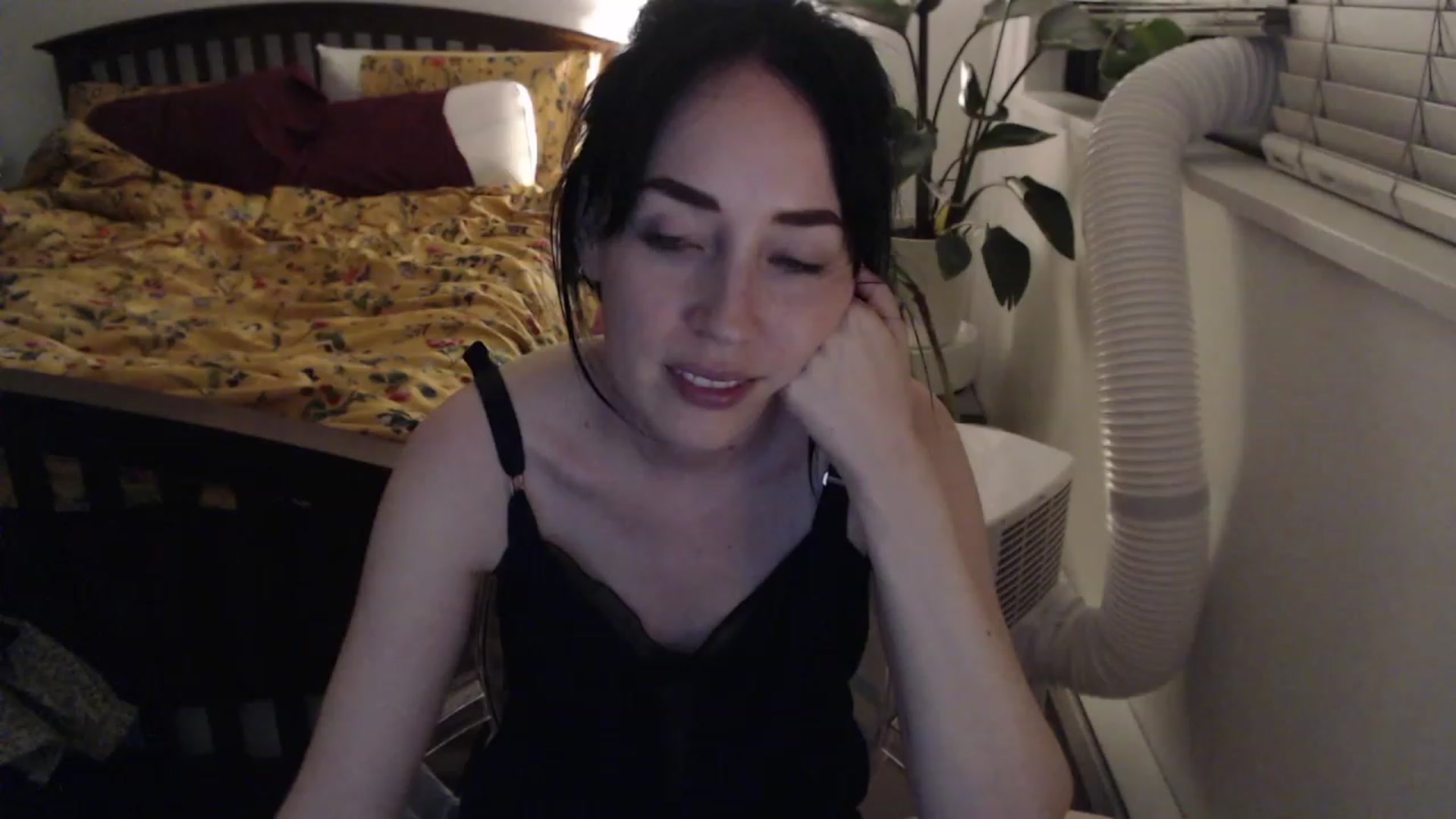 Gallery image thumbnail from AAAAAGHHHHHHH's myfreecams stream on, 08/03/2023, 05:00 image 12 of 20