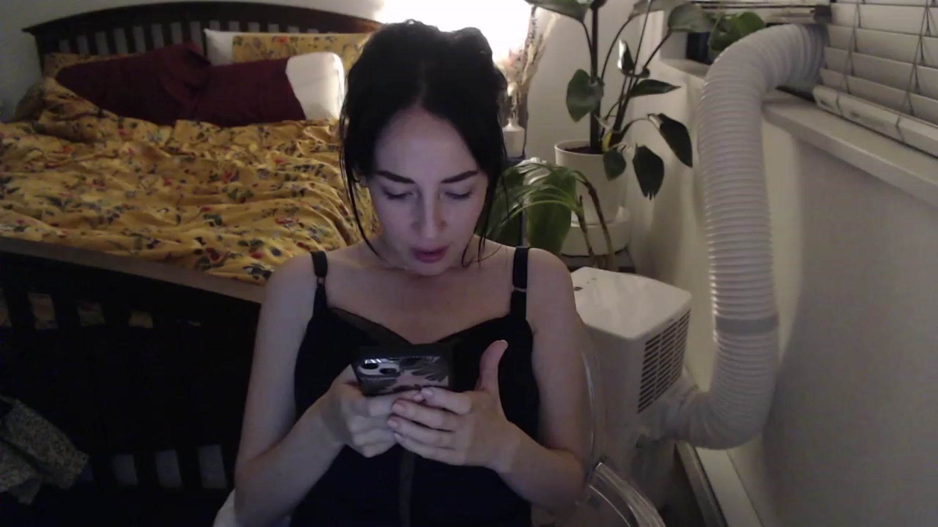 Gallery image thumbnail from AAAAAGHHHHHHH's myfreecams stream on, 08/03/2023, 05:00 image 17 of 20