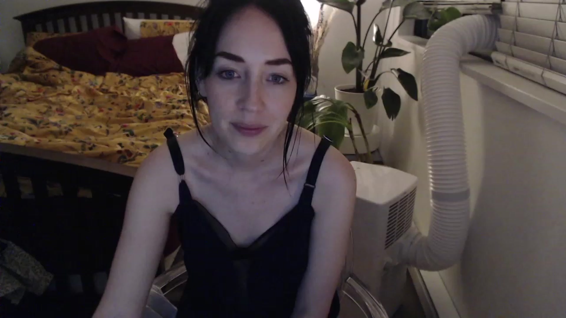 Gallery image thumbnail from AAAAAGHHHHHHH's myfreecams stream on, 08/03/2023, 05:00 image 14 of 20