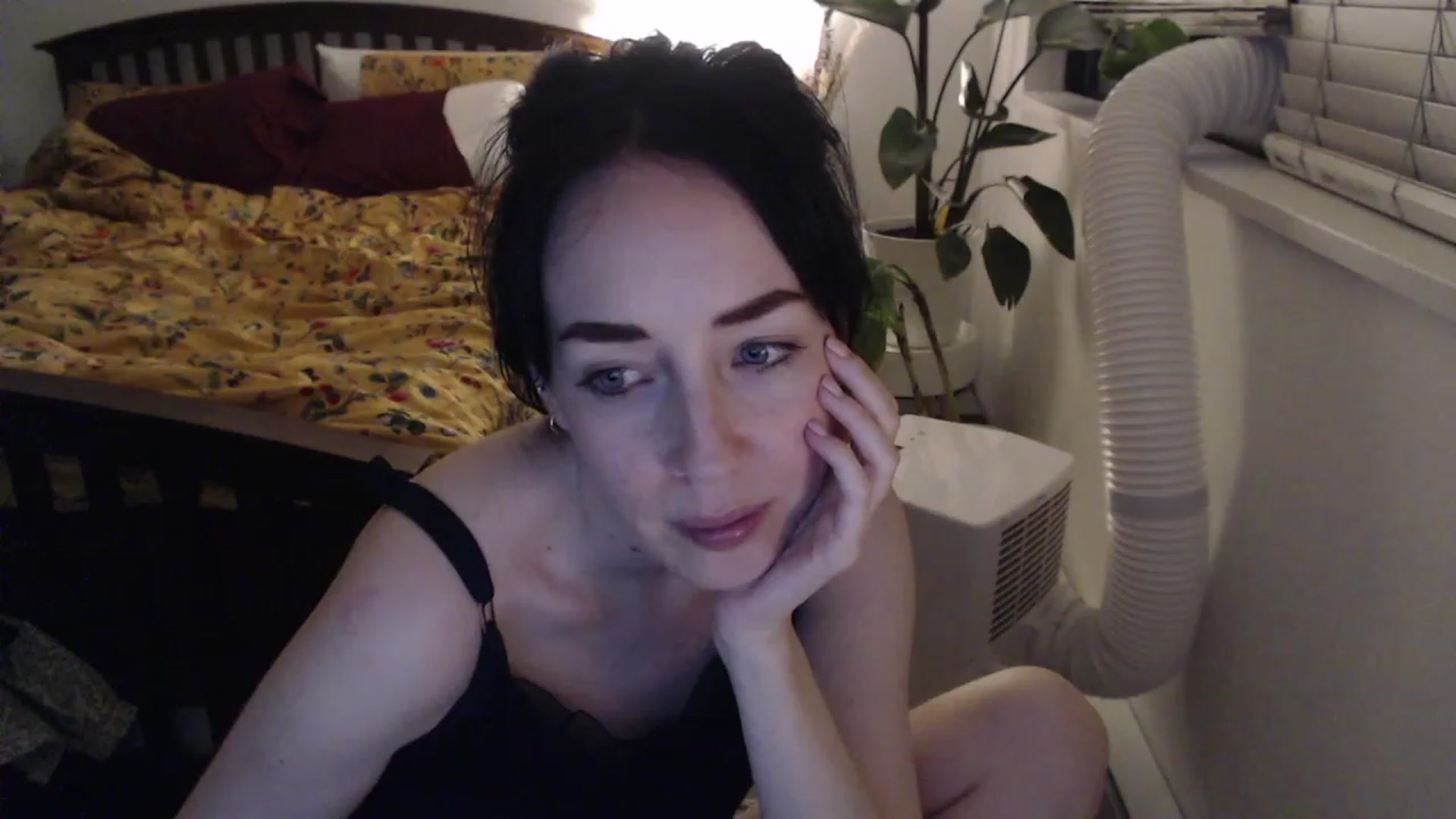 Gallery image thumbnail from AAAAAGHHHHHHH's myfreecams stream on, 08/03/2023, 05:00 image 5 of 20