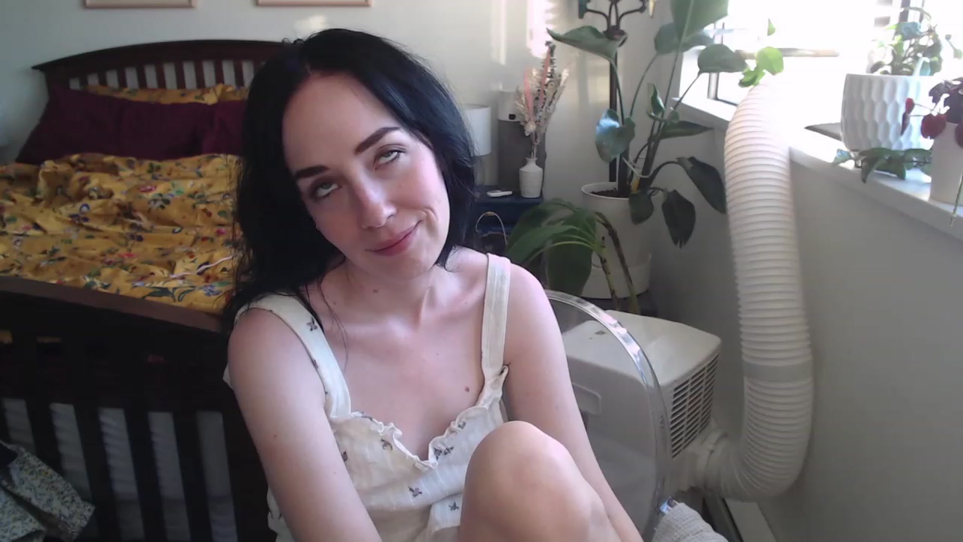 Gallery image thumbnail from AAAAAGHHHHHHH's myfreecams stream on, 08/05/2023, 05:25 image 7 of 20