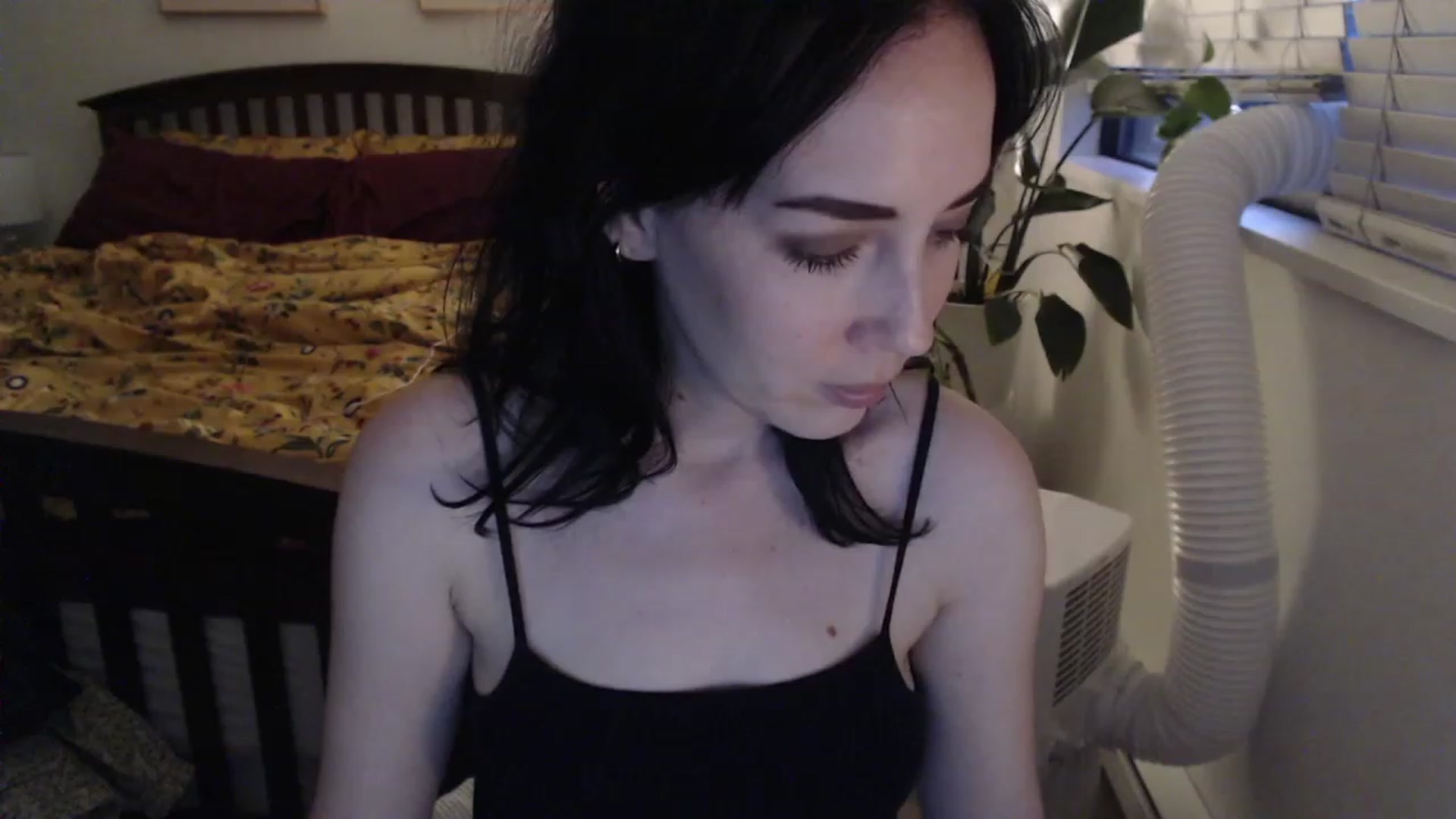 Gallery image thumbnail from AAAAAGHHHHHHH's myfreecams stream on, 08/05/2023, 05:25 image 14 of 20