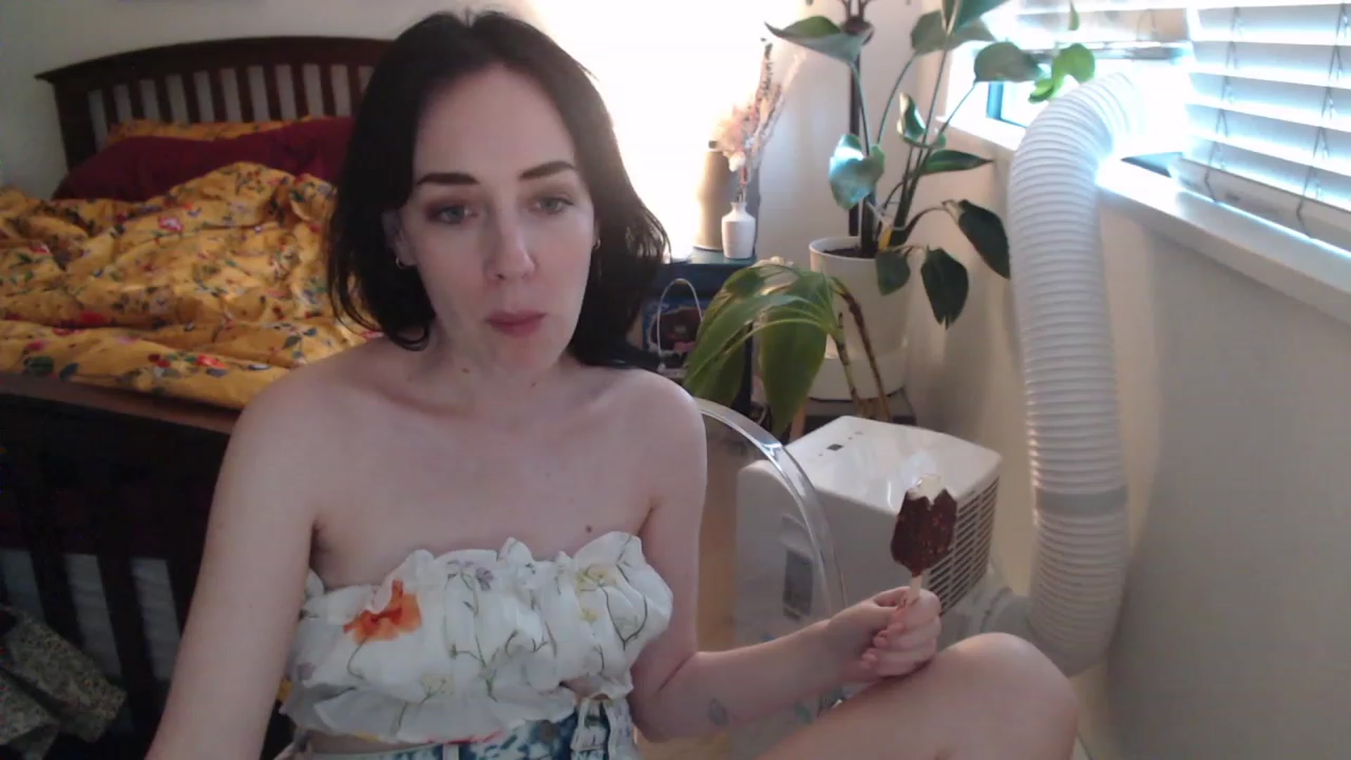 Gallery image thumbnail from AAAAAGHHHHHHH's myfreecams stream on, 08/08/2023, 03:18 image 4 of 20