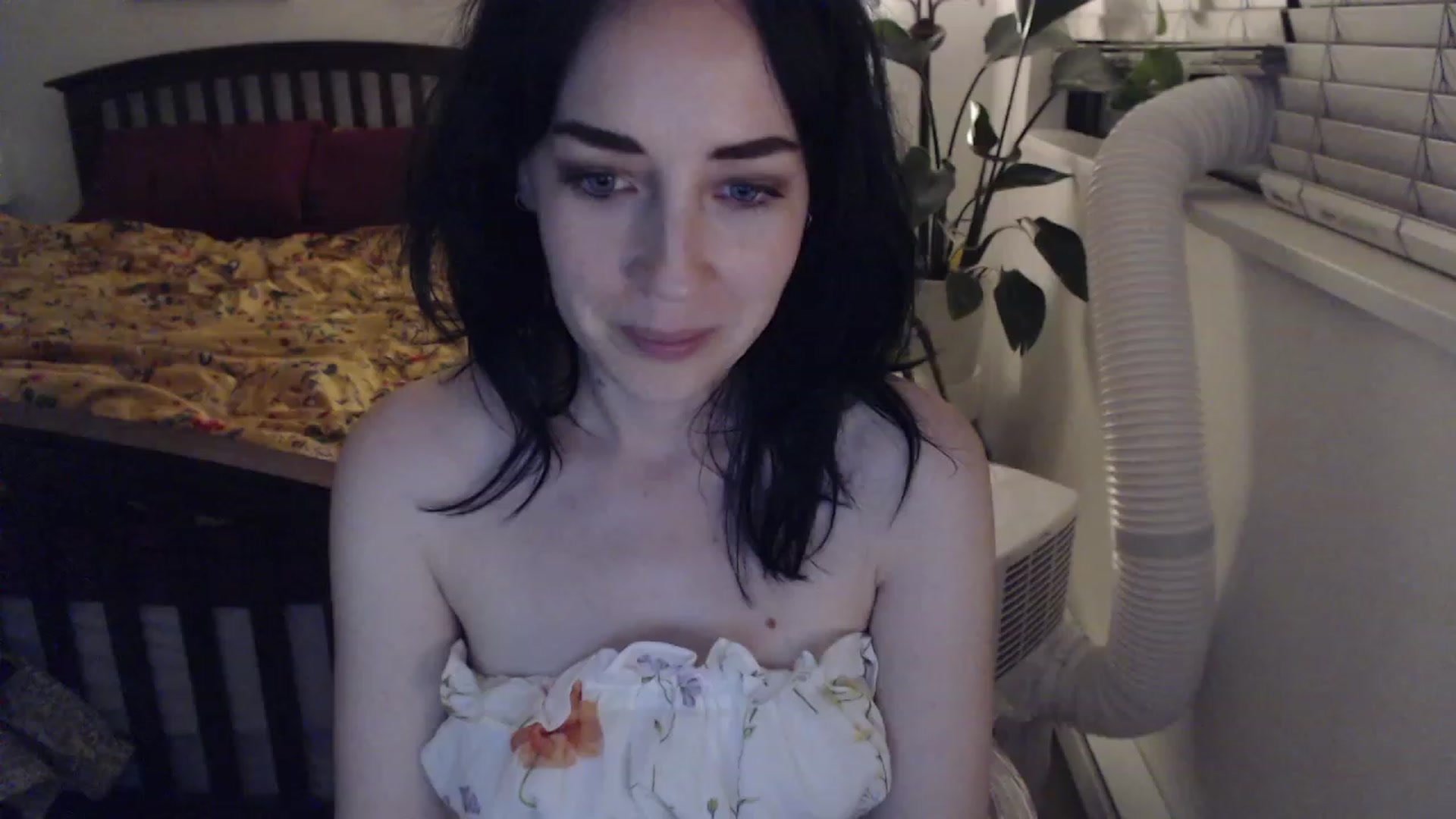 Gallery image thumbnail from AAAAAGHHHHHHH's myfreecams stream on, 08/08/2023, 05:03 image 13 of 20