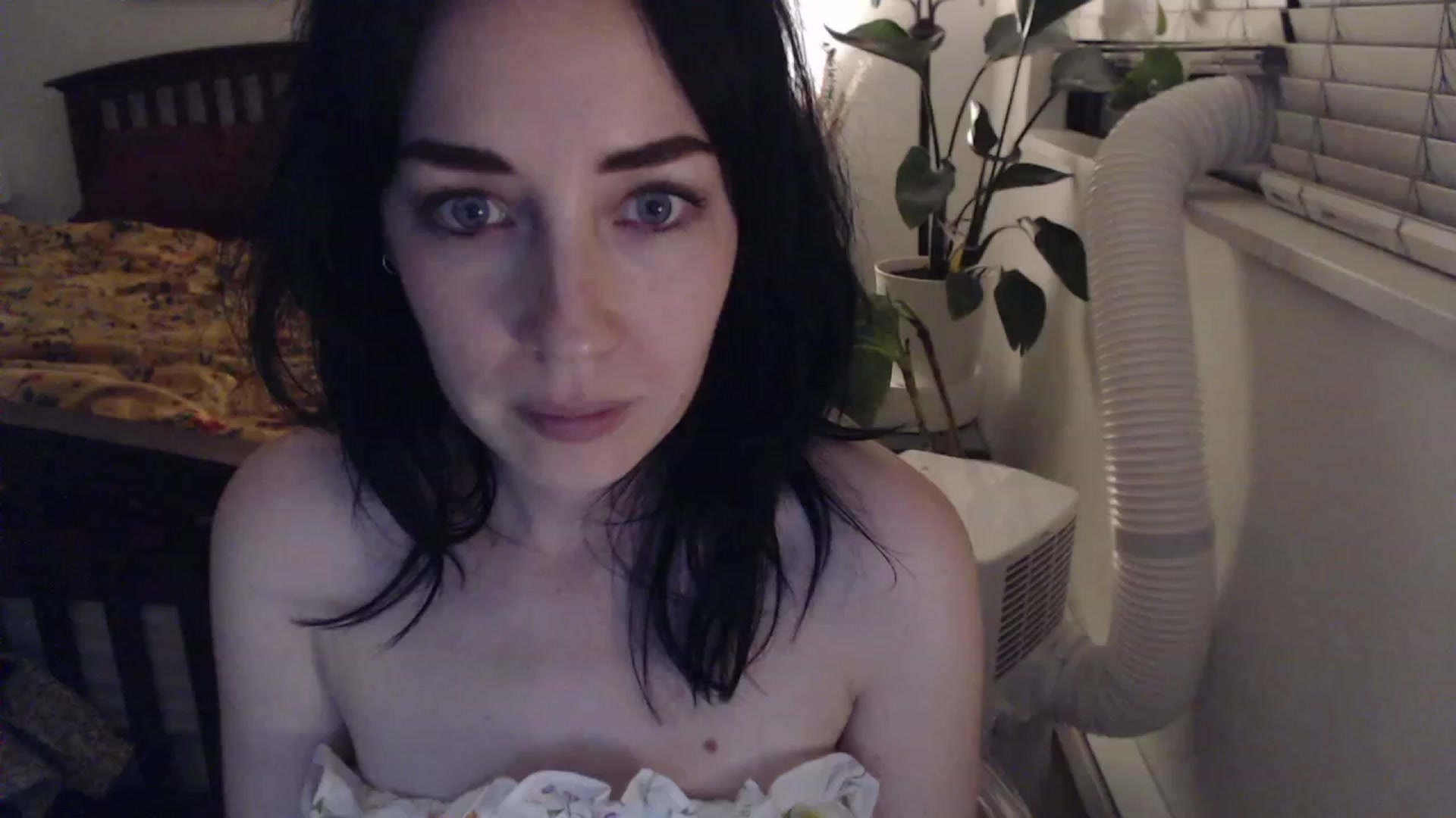 Gallery image thumbnail from AAAAAGHHHHHHH's myfreecams stream on, 08/08/2023, 05:03 image 16 of 20