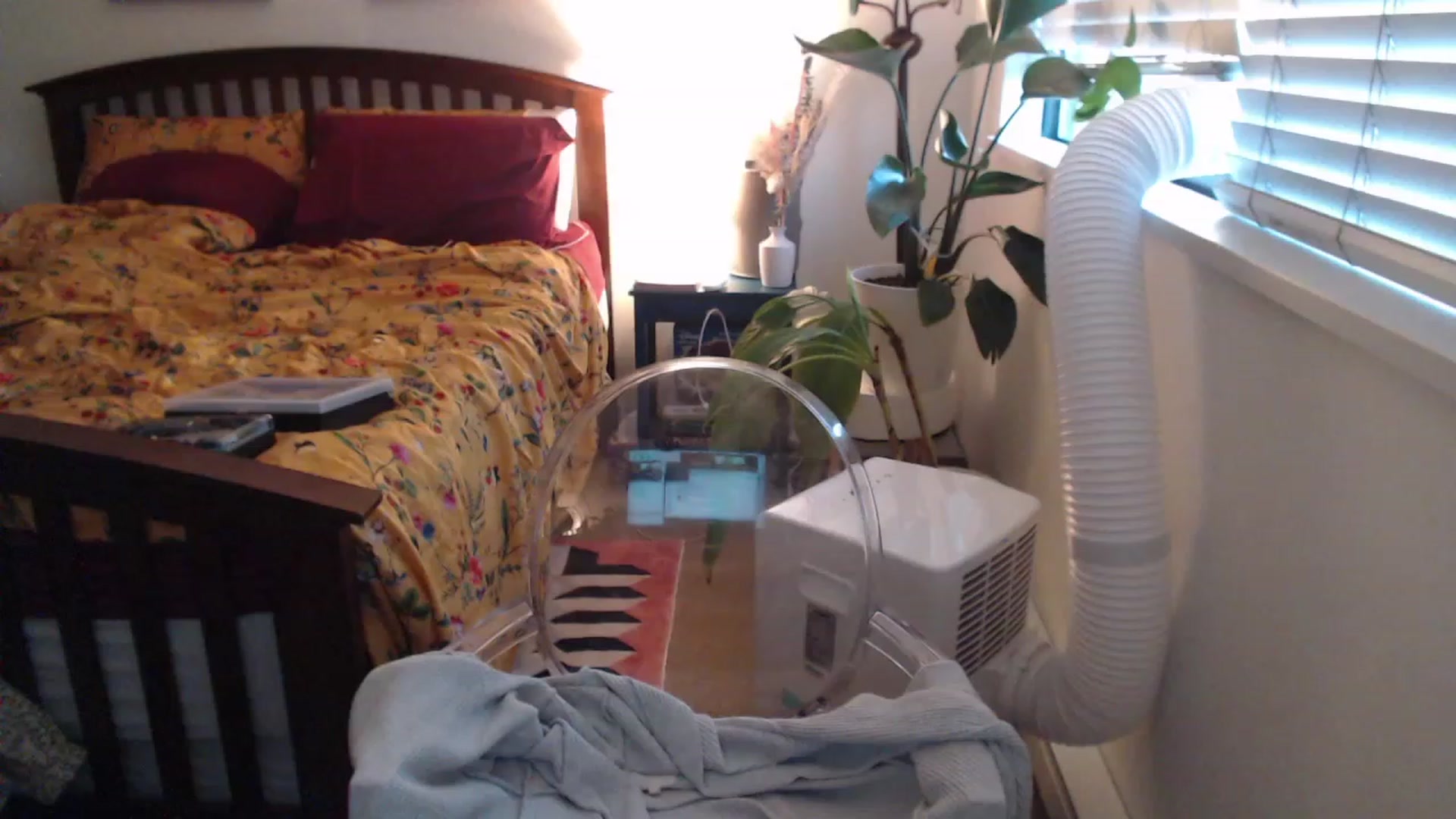 Gallery image thumbnail from AAAAAGHHHHHHH's myfreecams stream on, 08/10/2023, 03:30 image 18 of 20