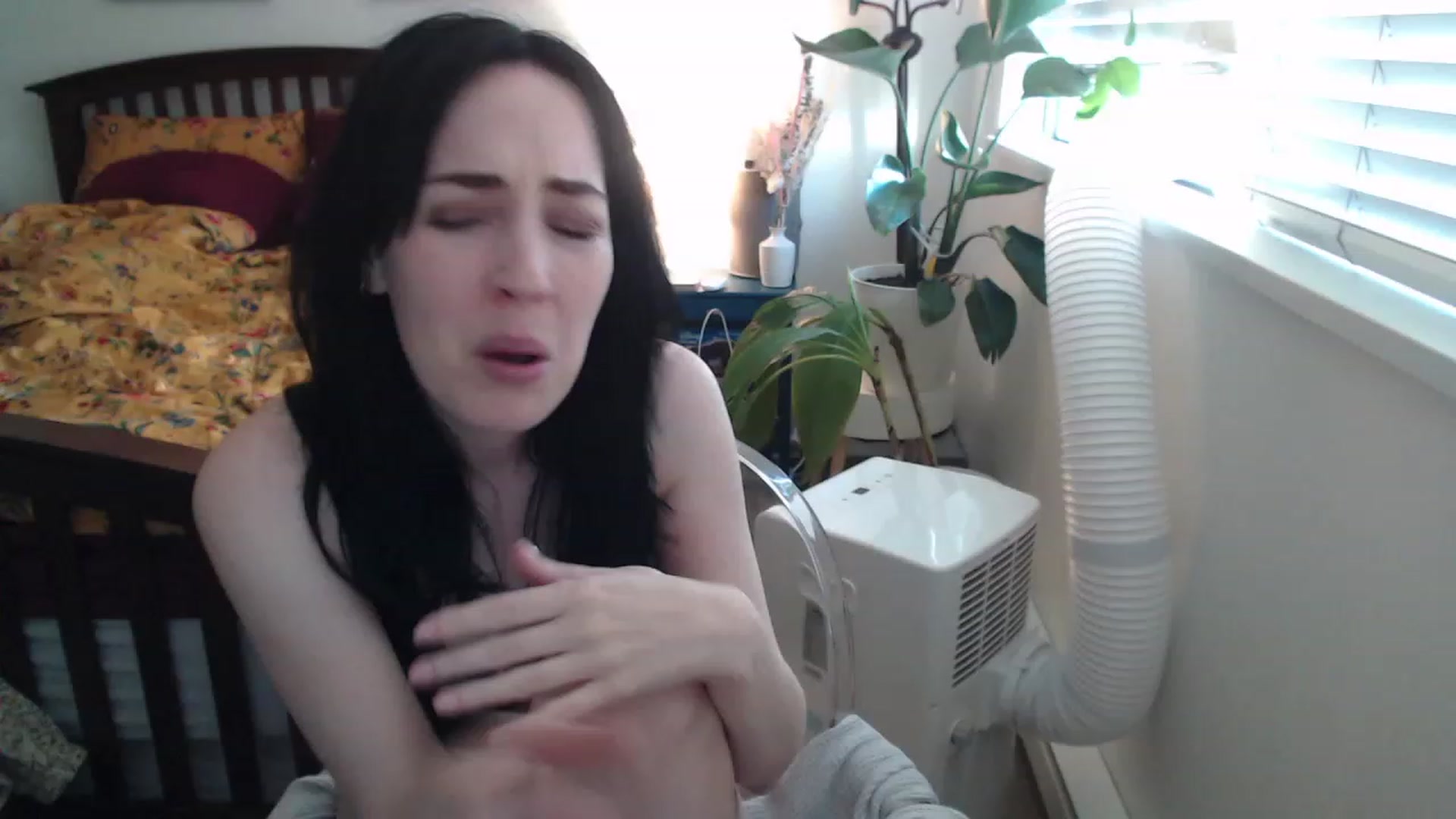 Gallery image thumbnail from AAAAAGHHHHHHH's myfreecams stream on, 08/10/2023, 03:30 image 9 of 20