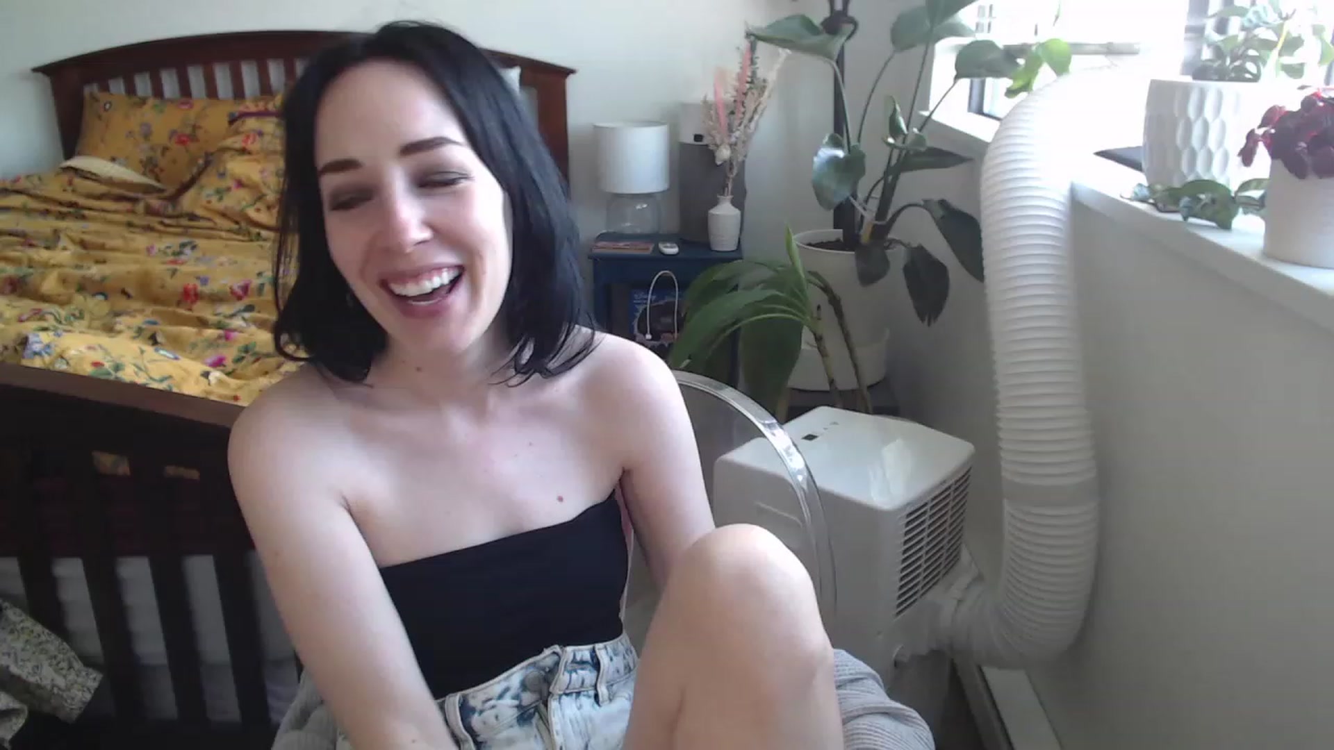 Gallery image thumbnail from AAAAAGHHHHHHH's myfreecams stream on, 08/13/2023, 02:05 image 9 of 20