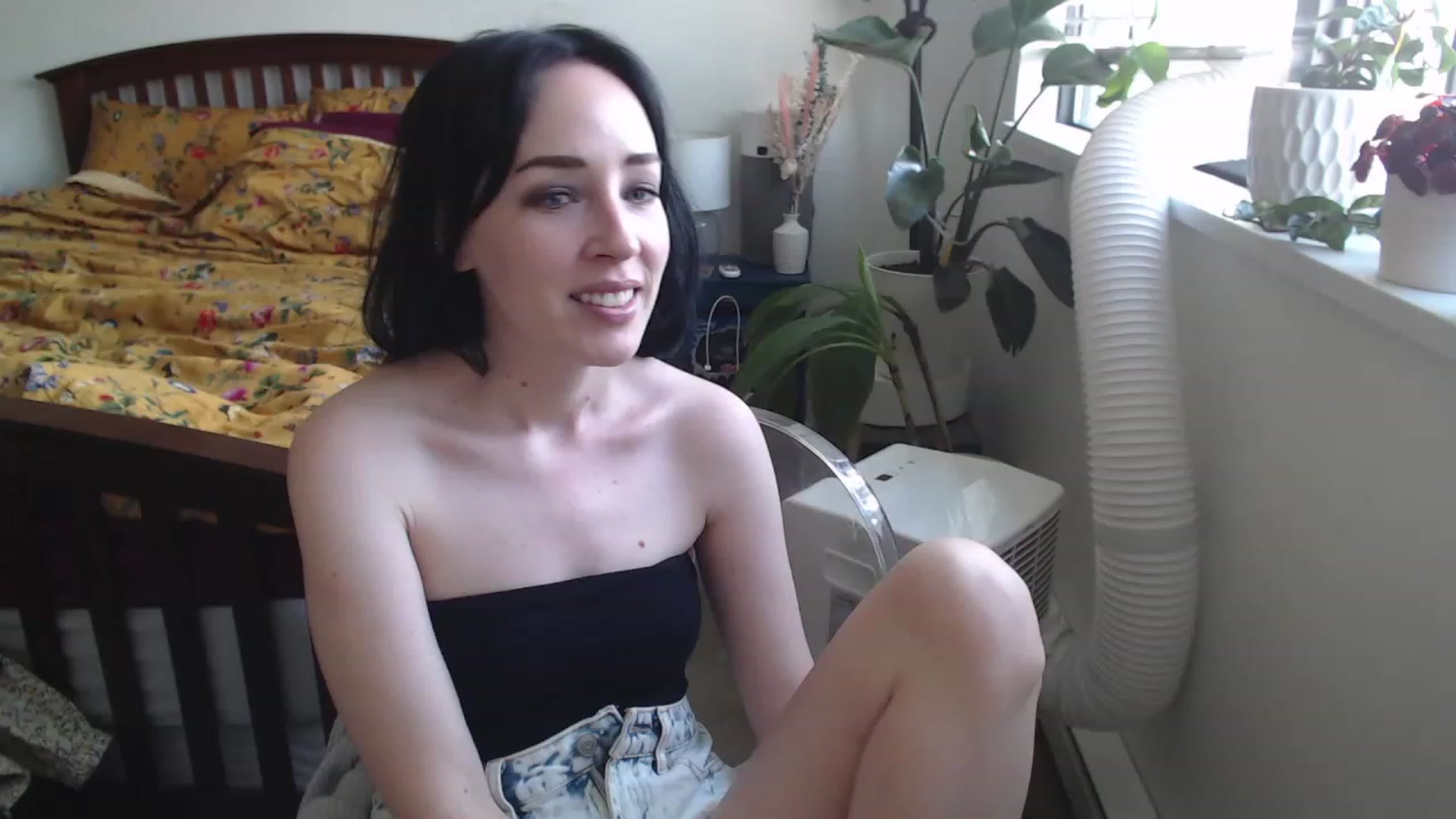Gallery image thumbnail from AAAAAGHHHHHHH's myfreecams stream on, 08/13/2023, 02:05 image 7 of 20