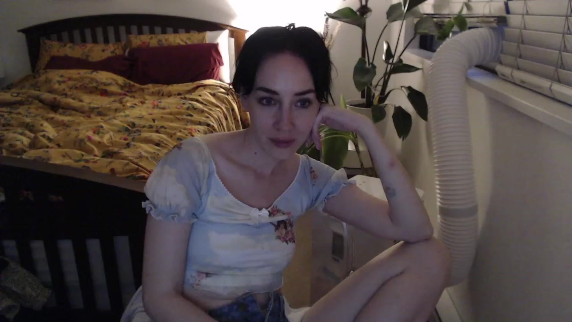 Gallery image thumbnail from AAAAAGHHHHHHH's myfreecams stream on, 08/14/2023, 04:13 image 17 of 20