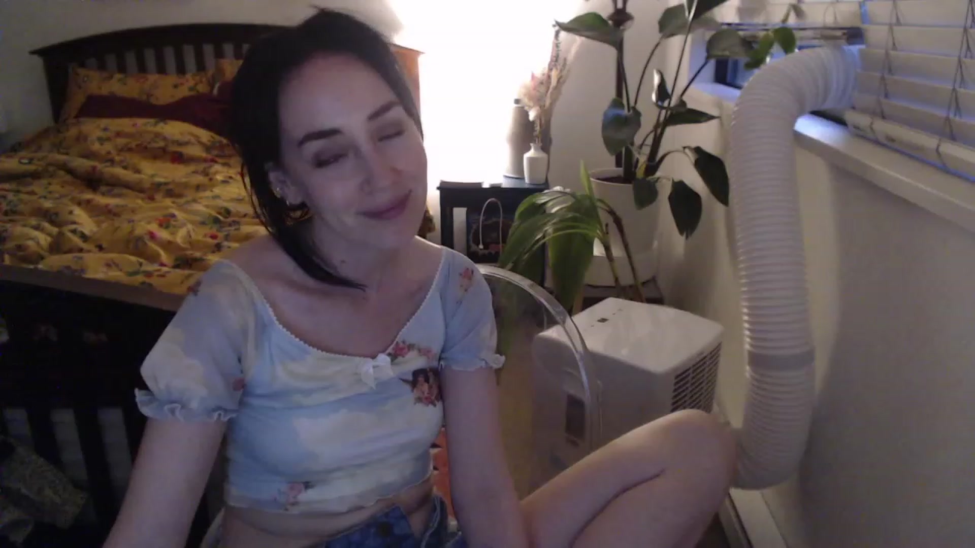 Gallery image thumbnail from AAAAAGHHHHHHH's myfreecams stream on, 08/14/2023, 04:13 image 10 of 20