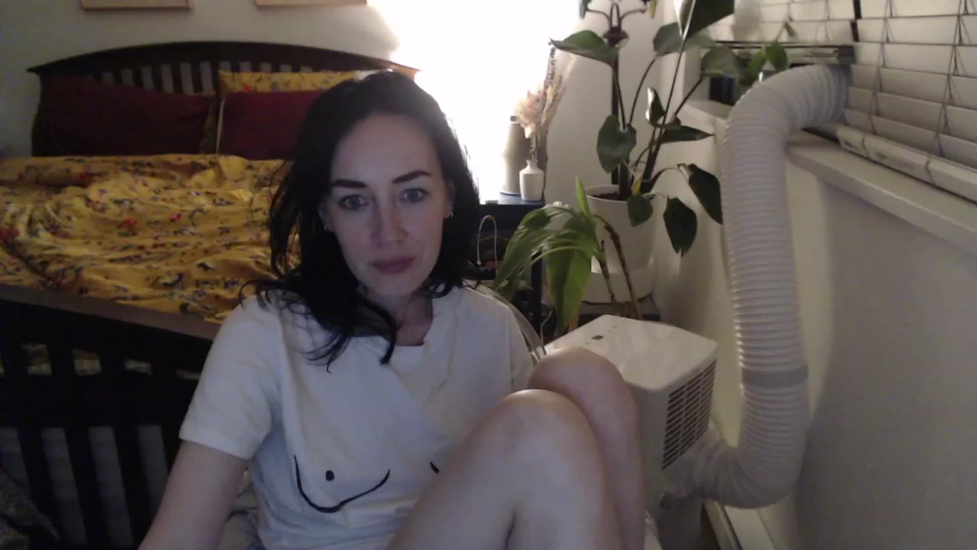 Gallery image thumbnail from AAAAAGHHHHHHH's myfreecams stream on, 08/15/2023, 05:00 image 18 of 20
