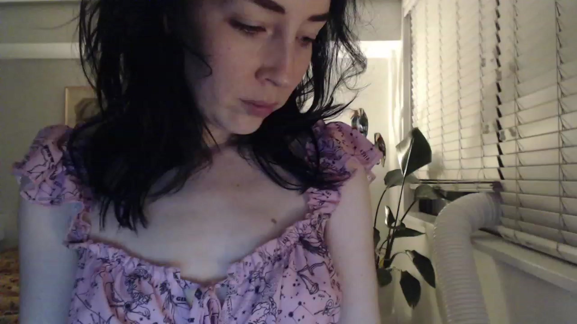 Gallery image thumbnail from AAAAAGHHHHHHH's myfreecams stream on, 08/20/2023, 04:51 image 16 of 20